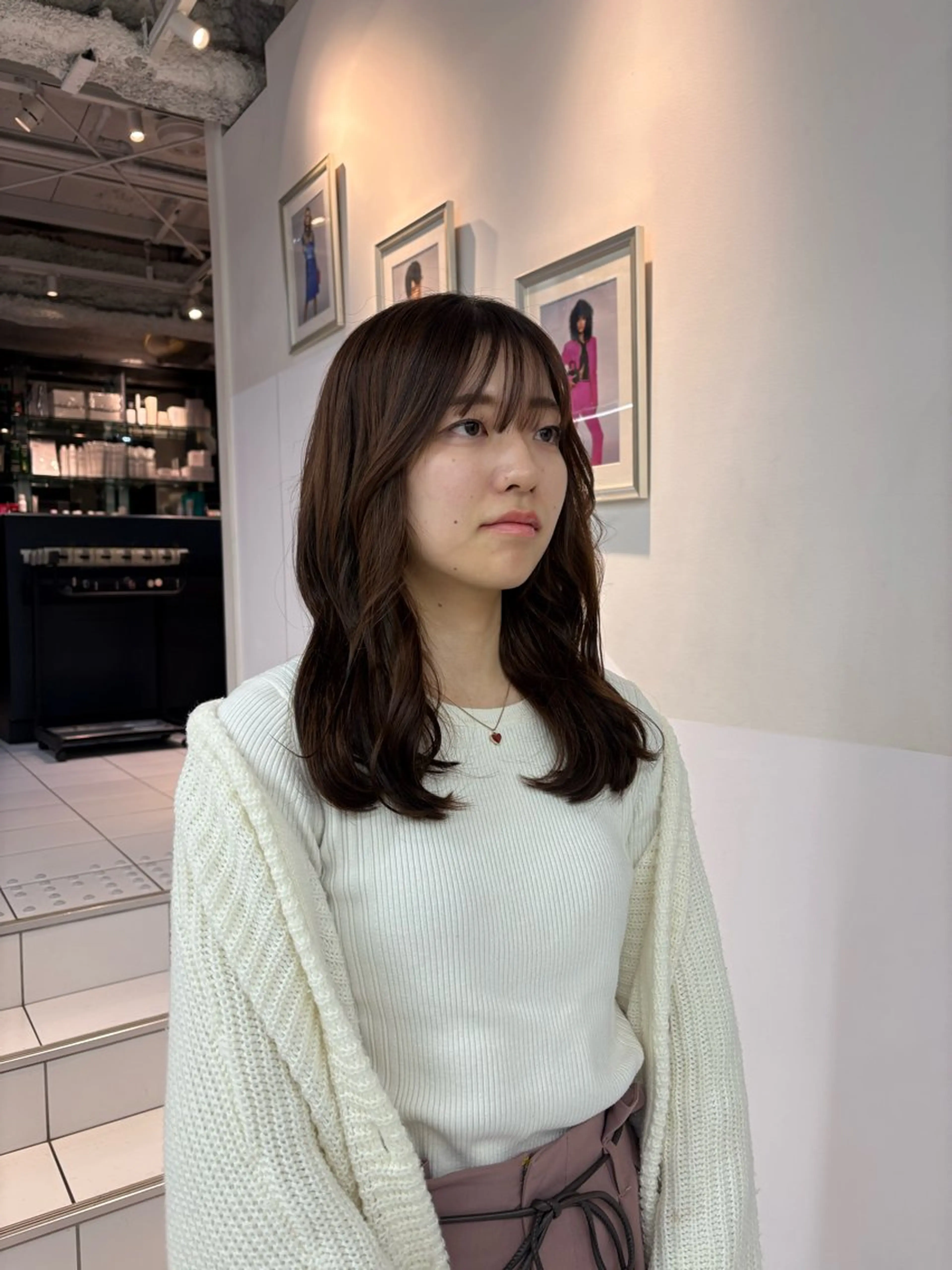 セミロング ヘアアレンジ 🍎ハイトーンカラー /MANA🍎のヘアスタイル