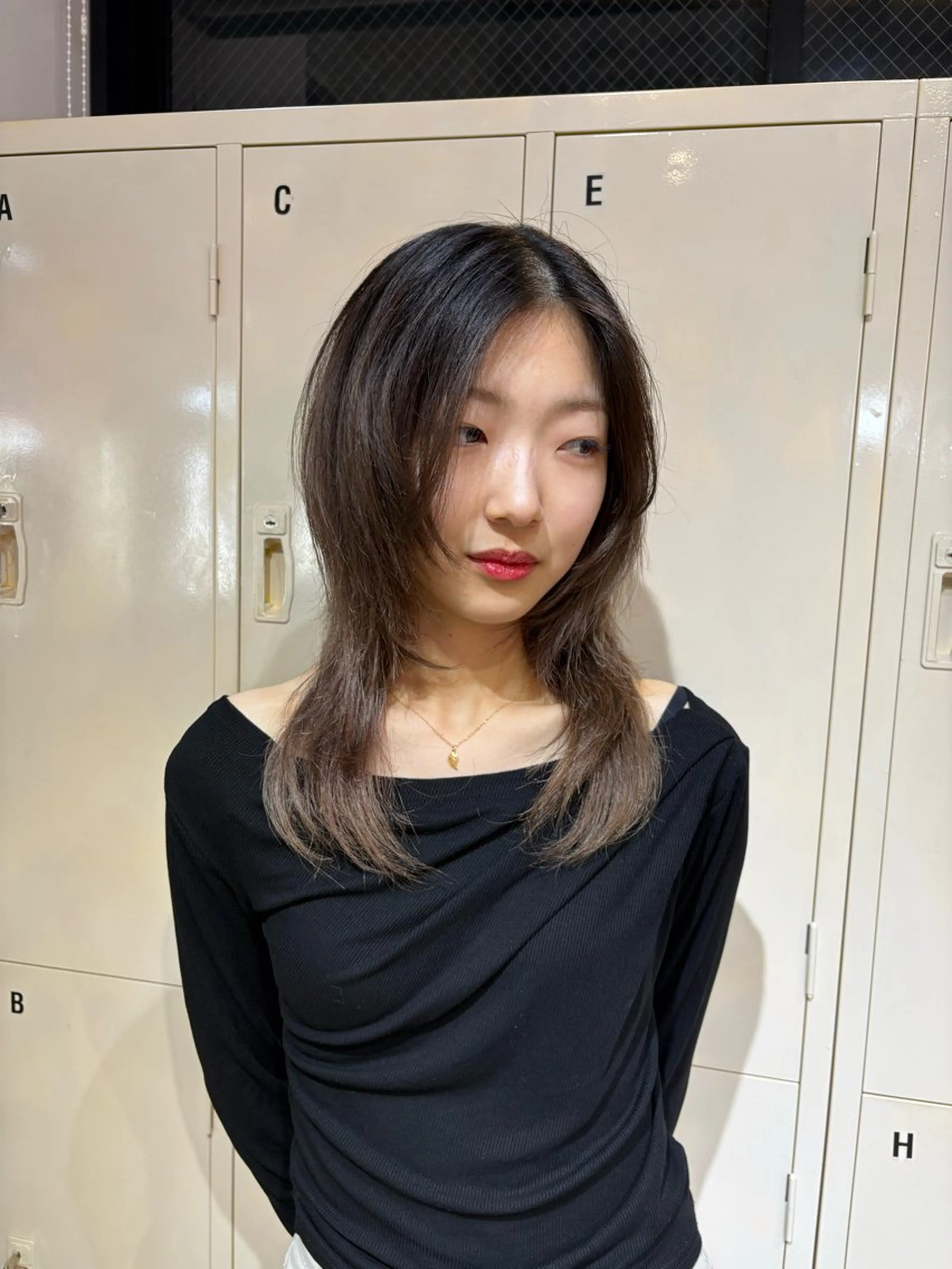 ミディアム 🧤高明度ハイトーン 🧤莉音のヘアスタイル