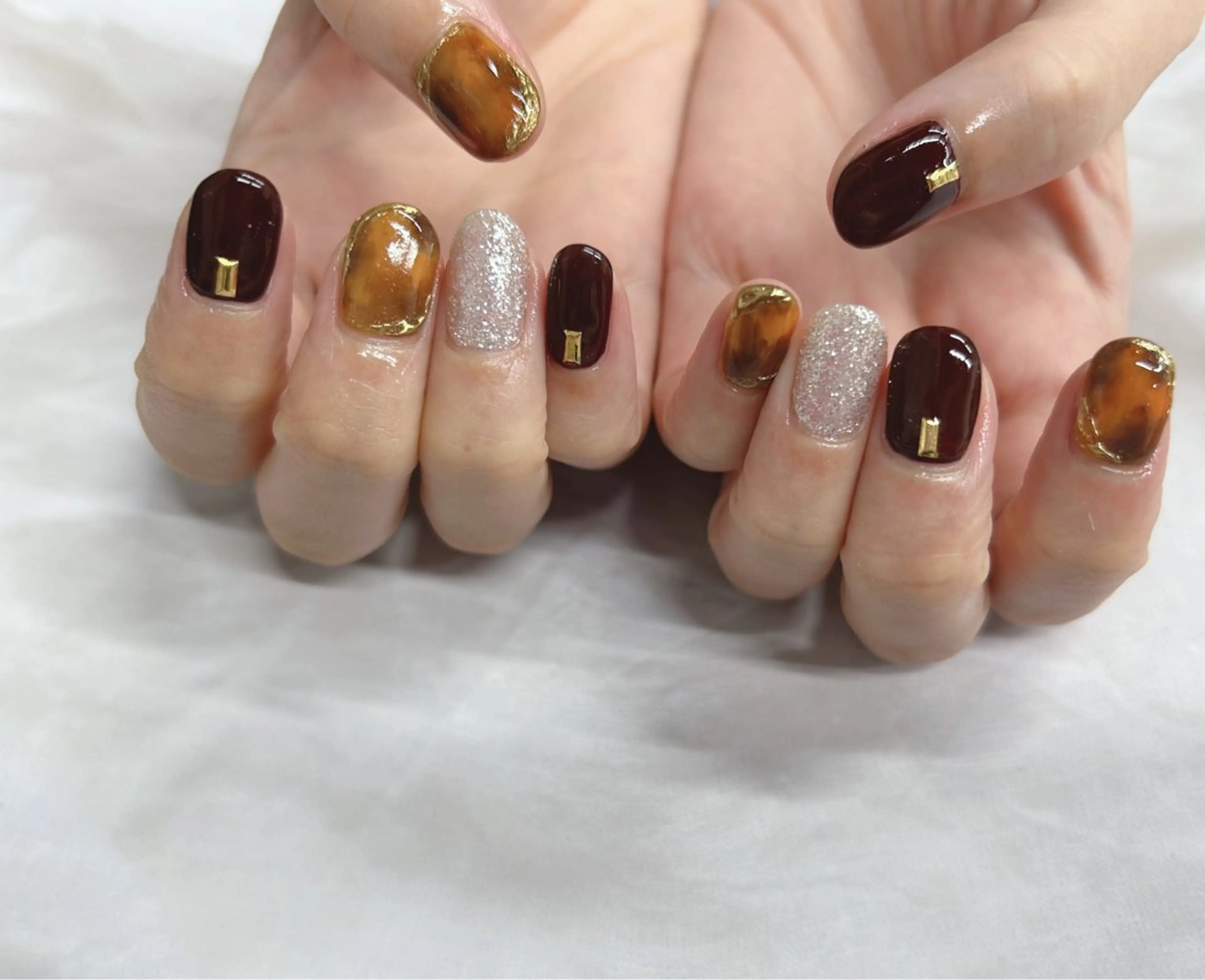 ネイル べっ甲ネイル ミラーネイル ハンドネイル Nail Salon agré所属・agré ネイルサロン アグレのネイルデザイン