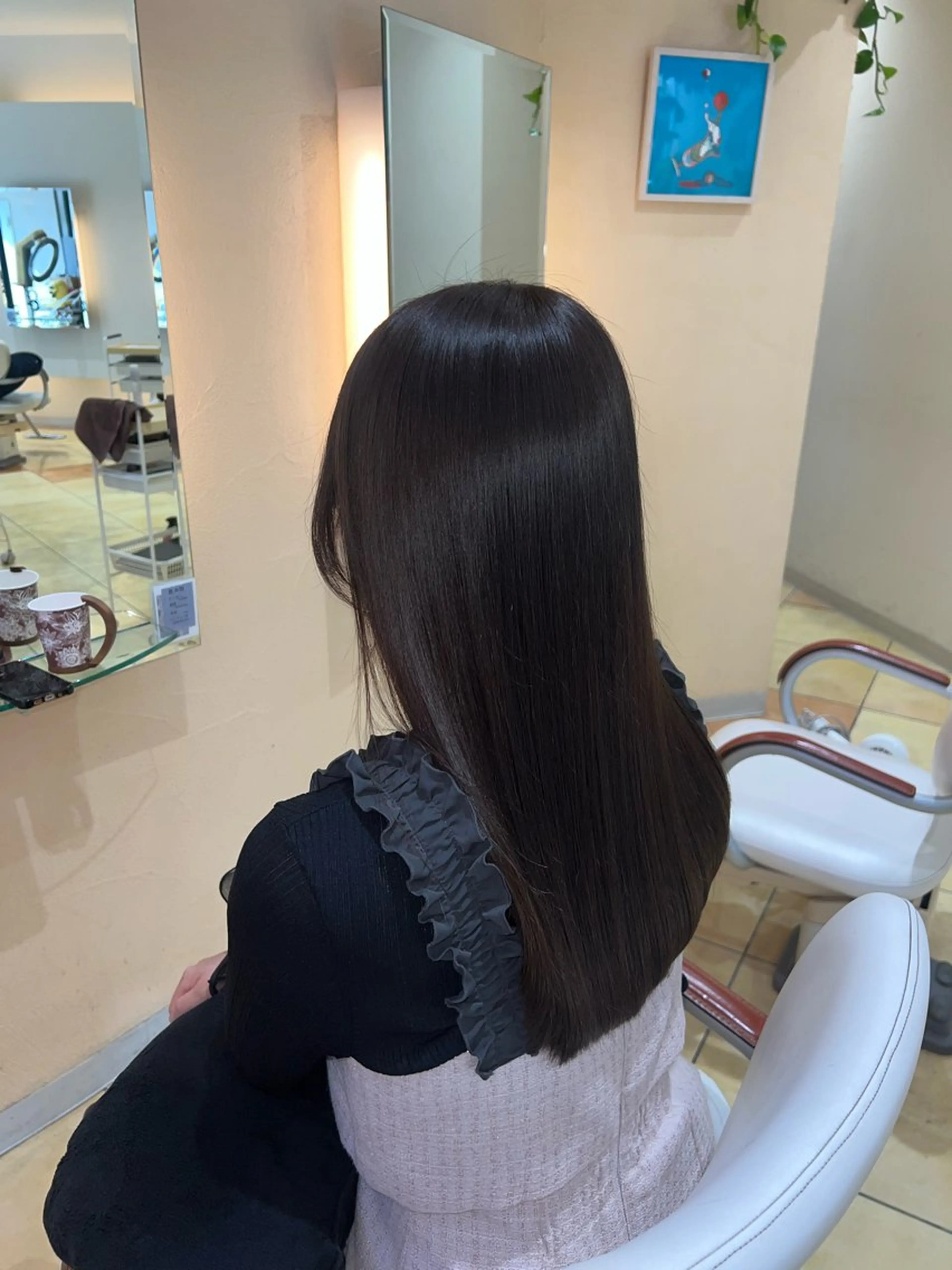 セミロング カラー 髪質改善 トリートメント 最高の髪質改善🩵 艶カラー 惠美のヘアスタイル