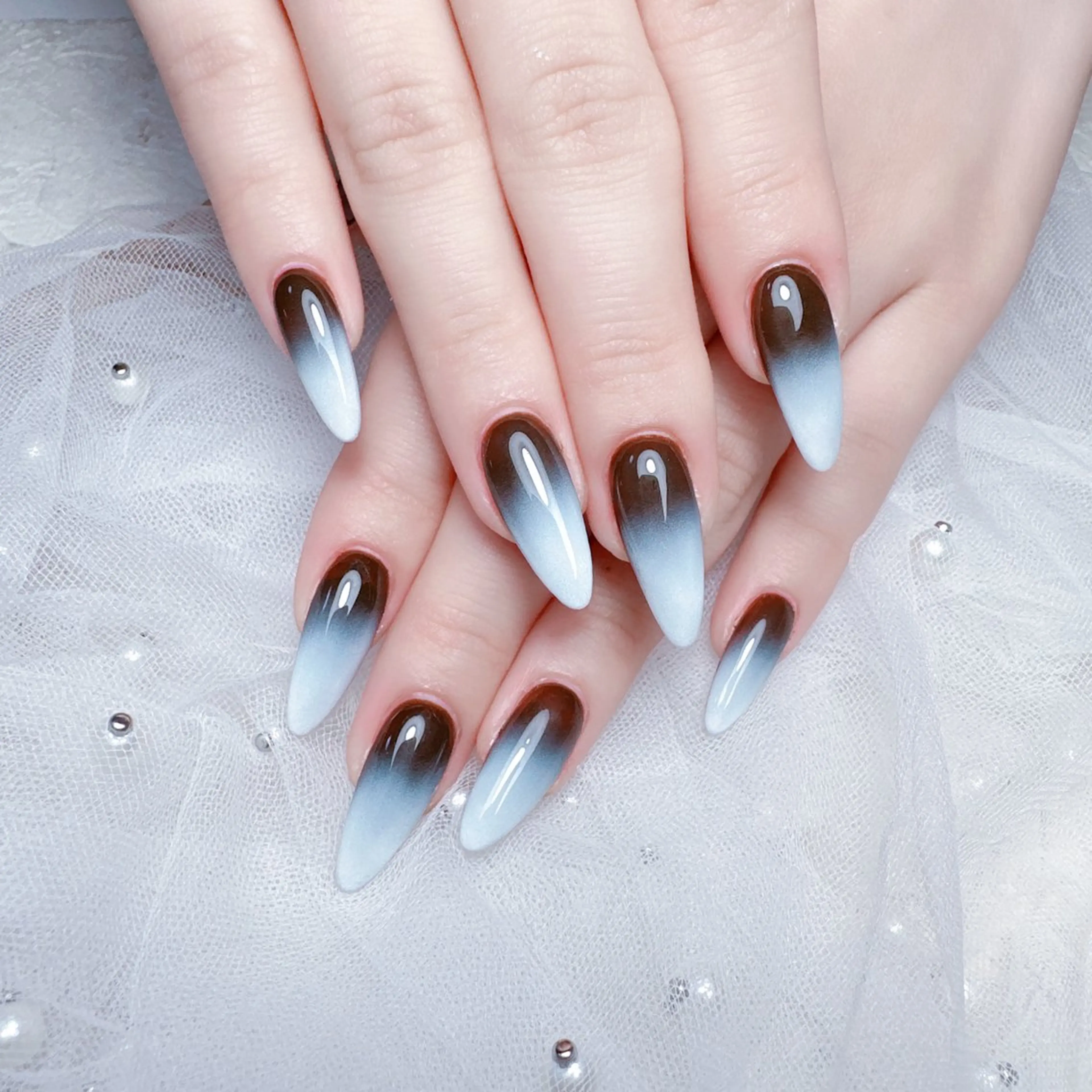 ネイル ハンドネイル M🌷nail 長さだし専門店のネイルデザイン