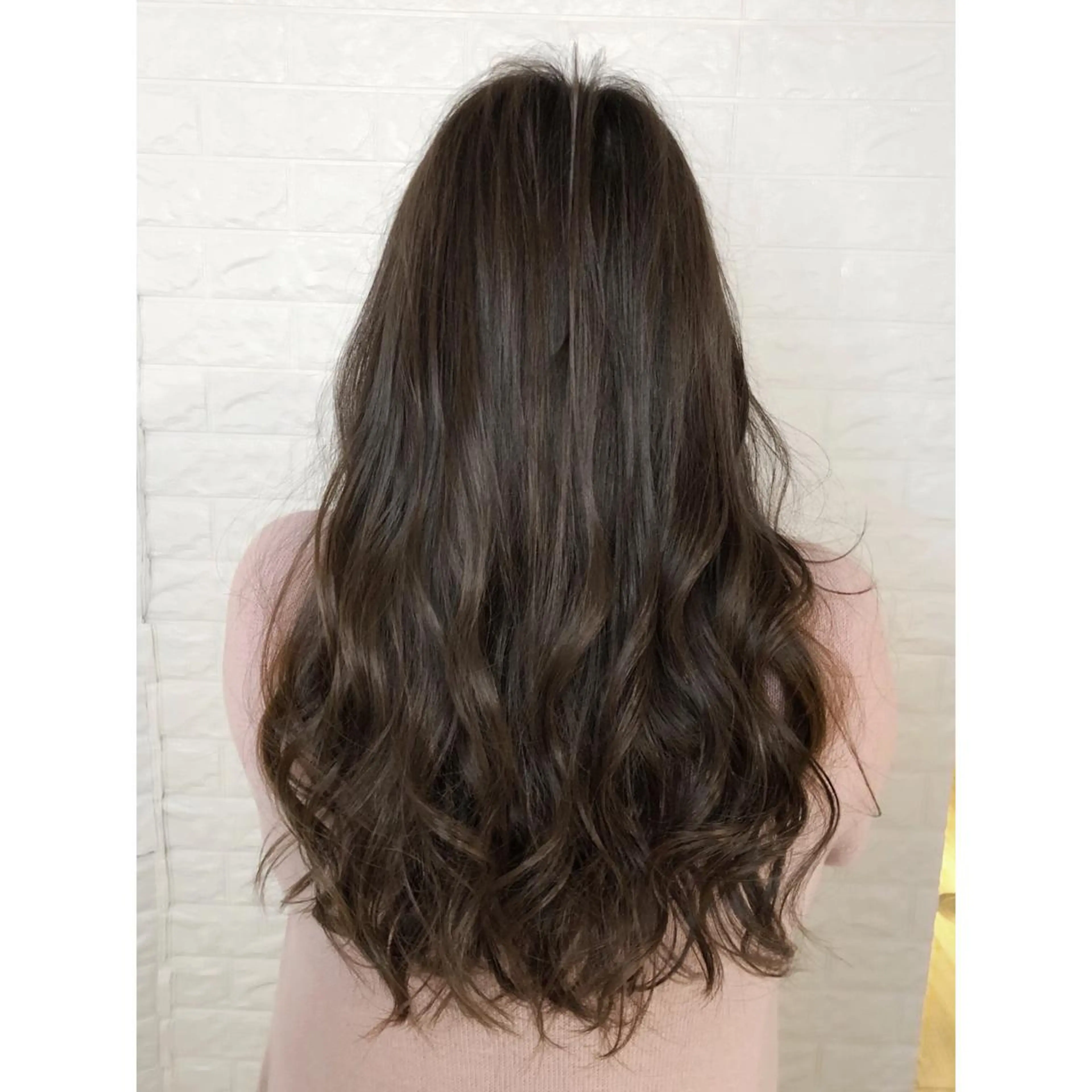 ロング カラー アッシュ ベージュカラー 透明感カラー ダークアッシュ カット ヘアカラー トリートメント ヘッドスパ 髪質改善特化KIZU /艶髪研究（京都）のヘアスタイル