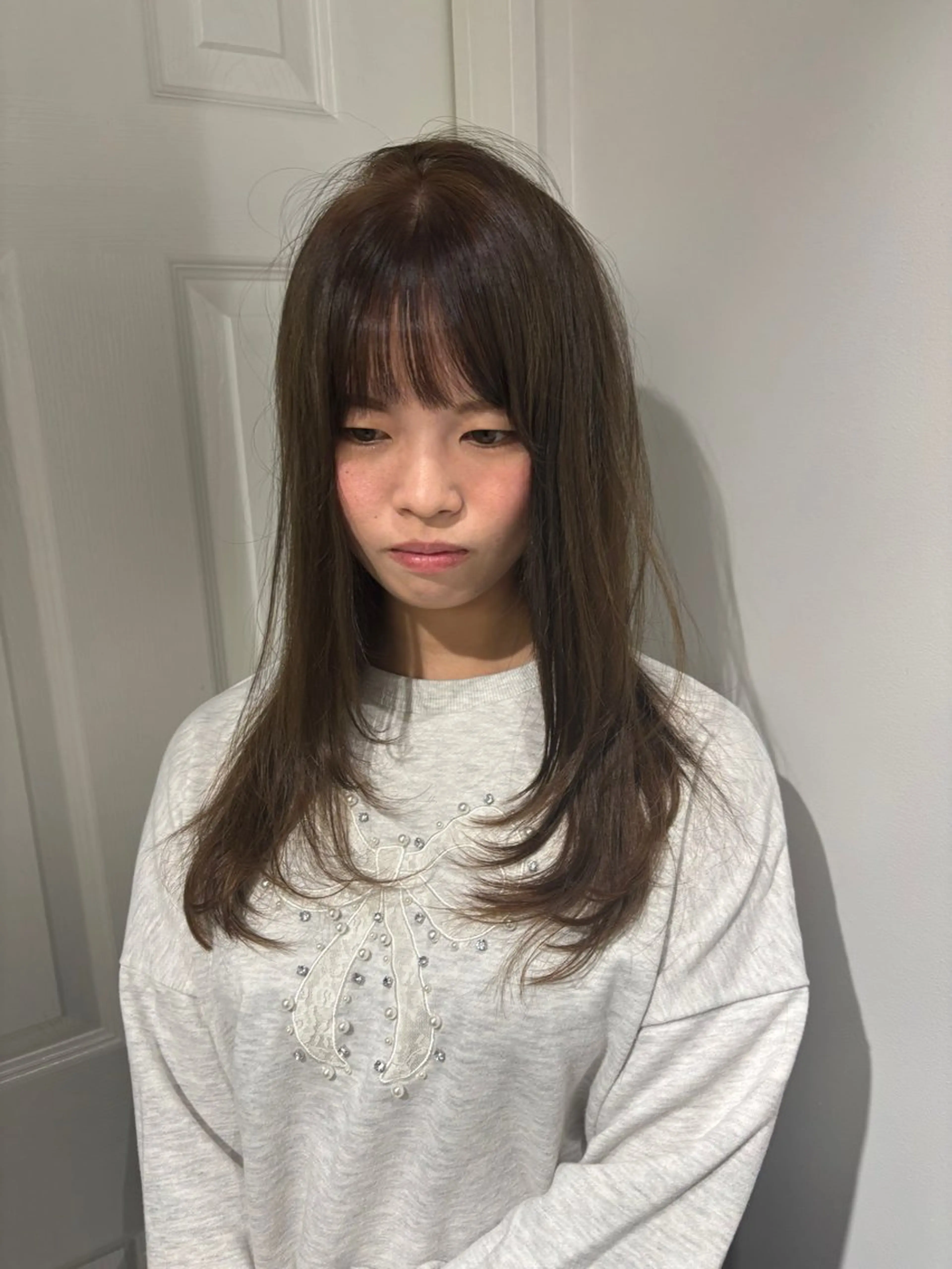 ロング ボブ 髪質改善 韓国風ヘア レイヤーカット 縮毛矯正 酸性ストレート /ハイトーン/つばさのヘアスタイル