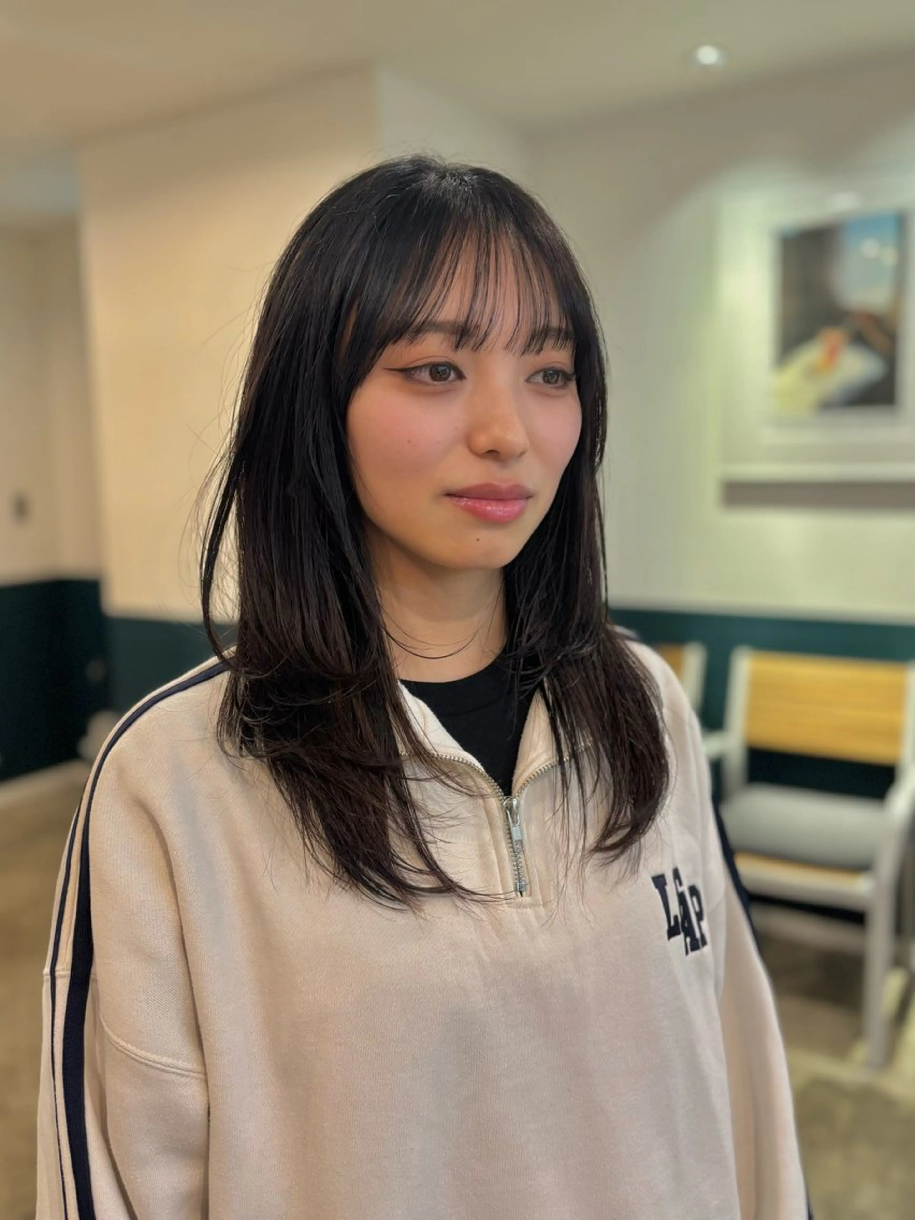 セミロング レイヤーカット ☁️RIKA☁️ @ri2_____bのヘアスタイル