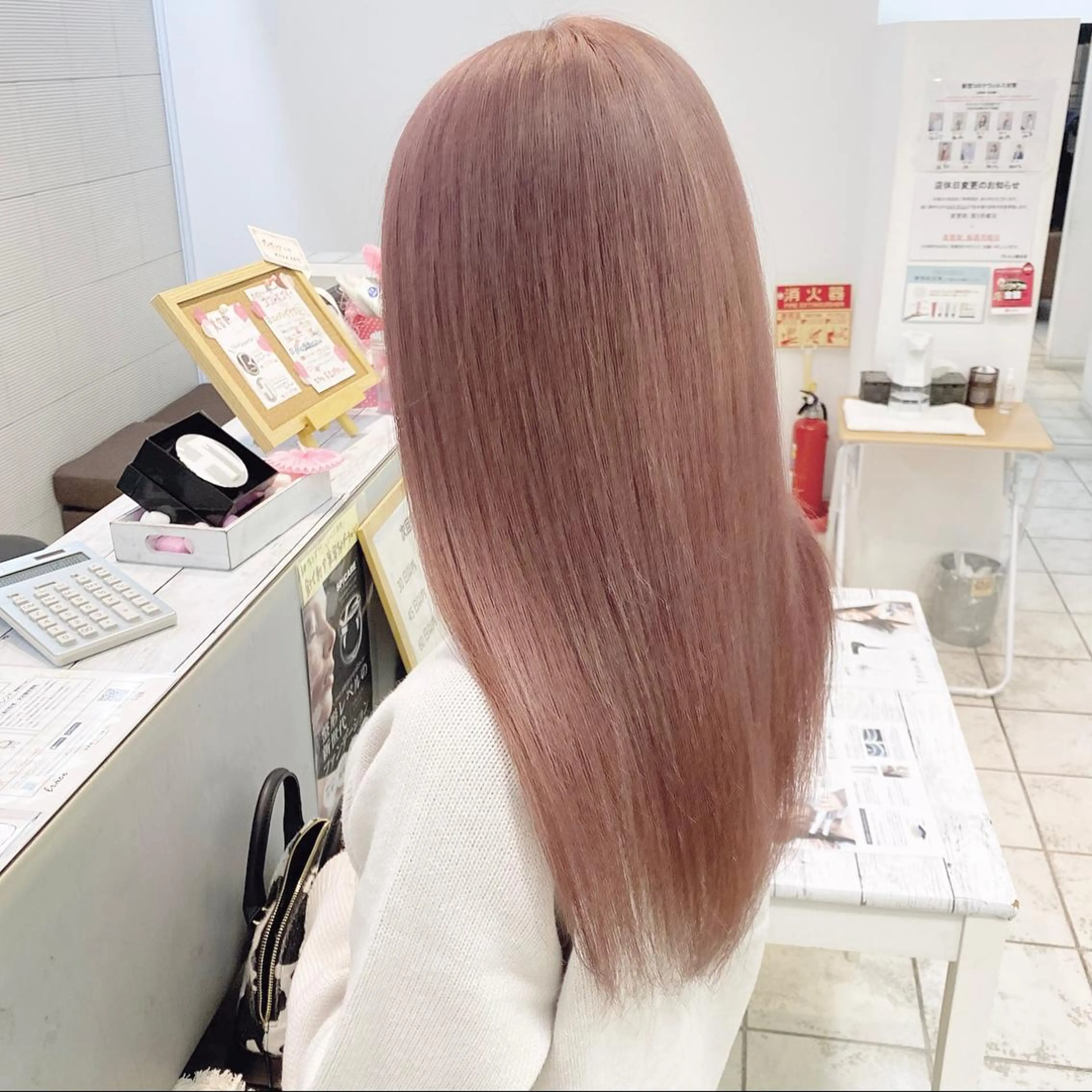 ロング カラー 渡邊 唯のヘアスタイル
