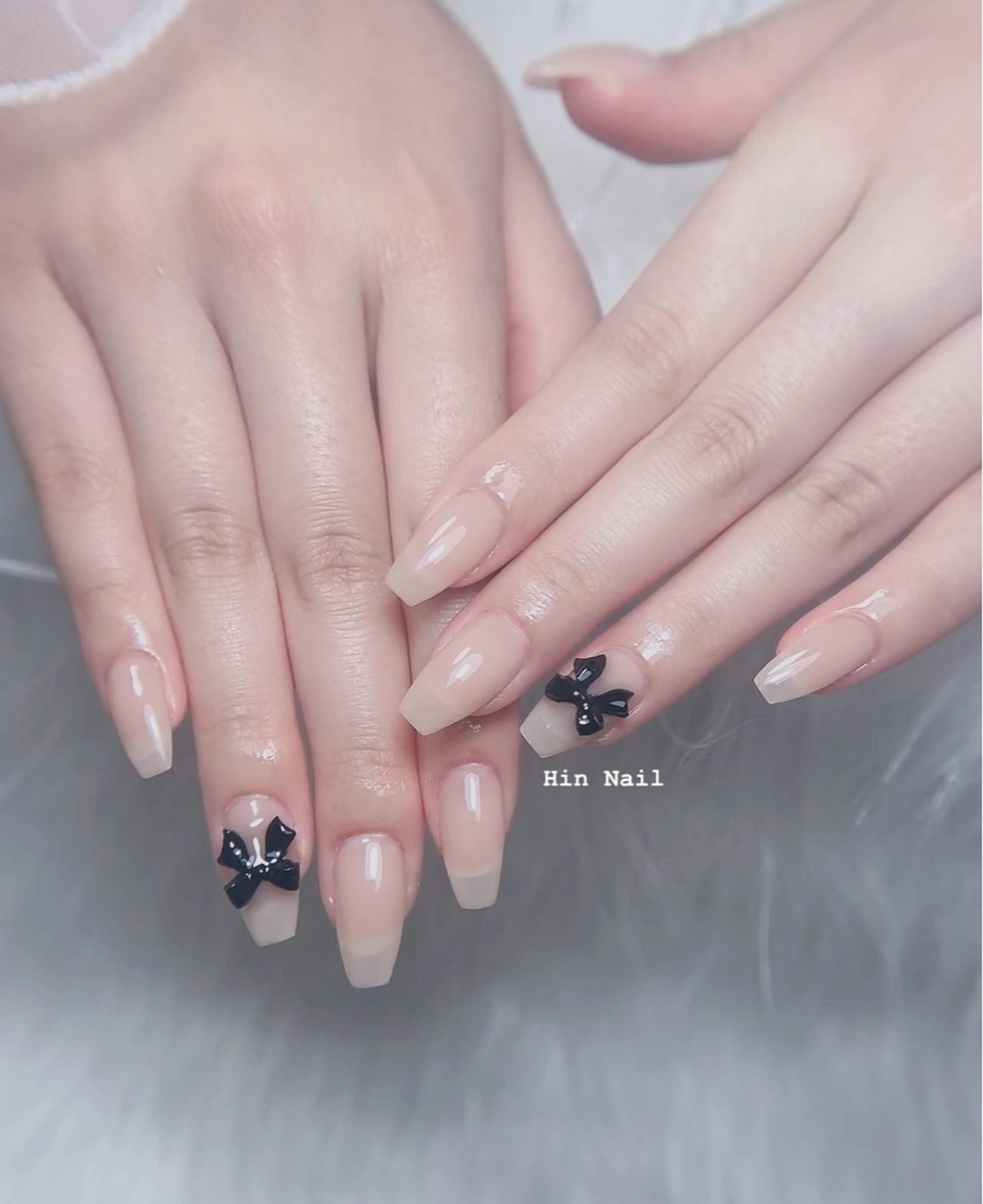 ネイル ハンドネイル Hin Nailsのネイルデザイン