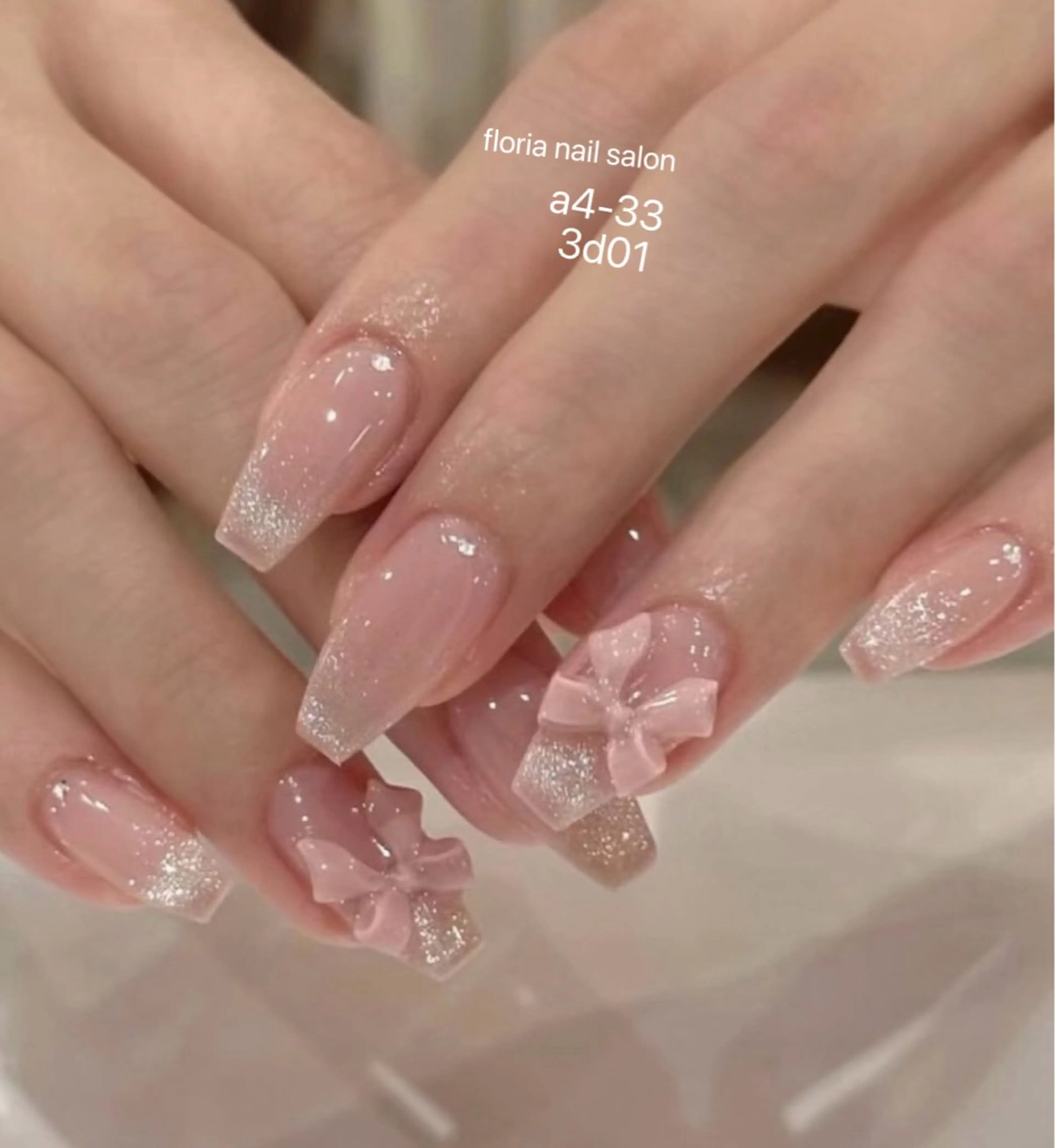 ネイル アートネイル チークネイル フラッシュネイル フレンチネイル ガーリー ハンドネイル floria nailのネイルデザイン