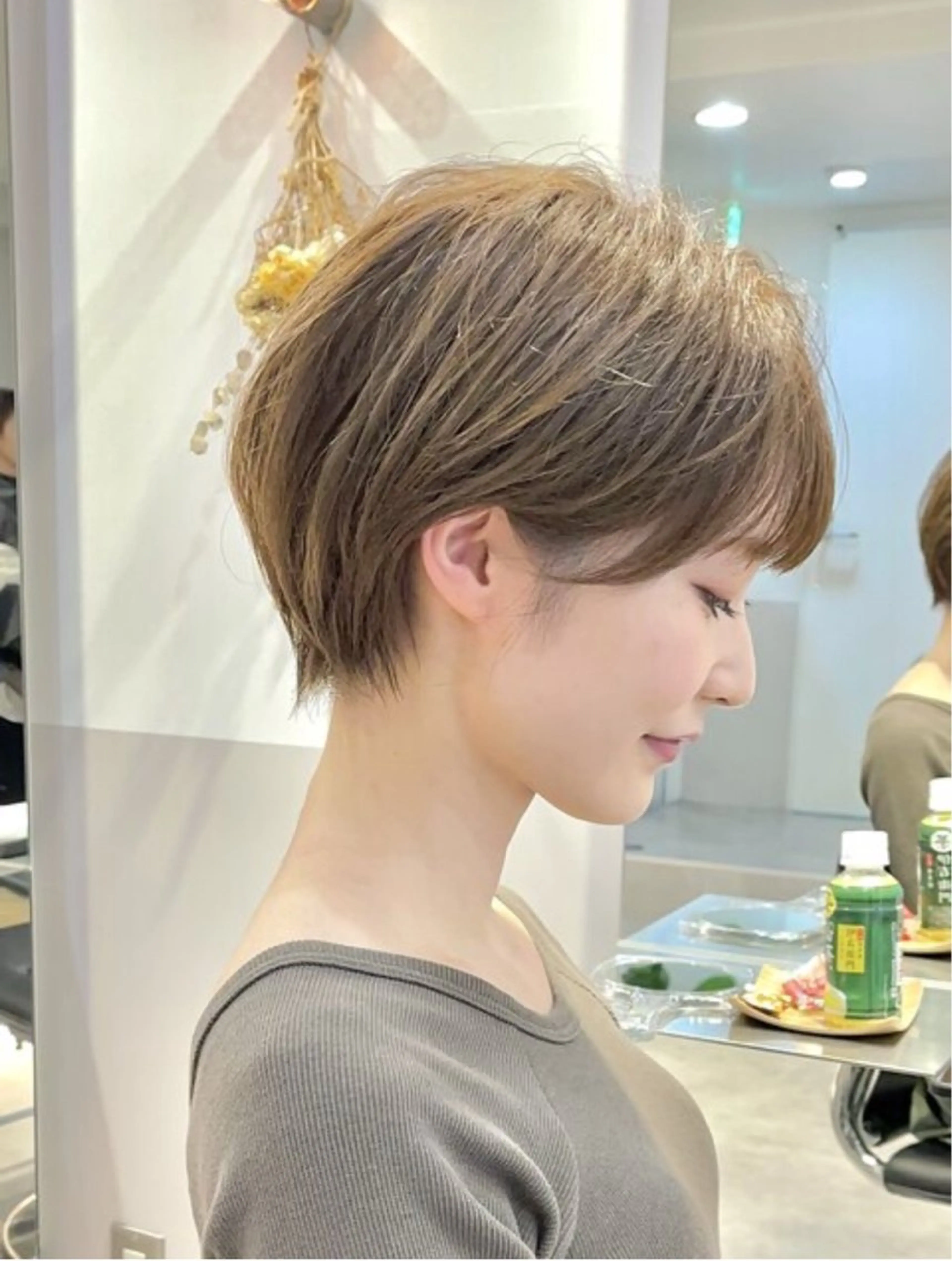 ショート 前下がりボブ ショートボブ ハンサムショート アッシュ アッシュグレー 🎀クロスパーマ／ ボブ🎀MOMONAのヘアスタイル