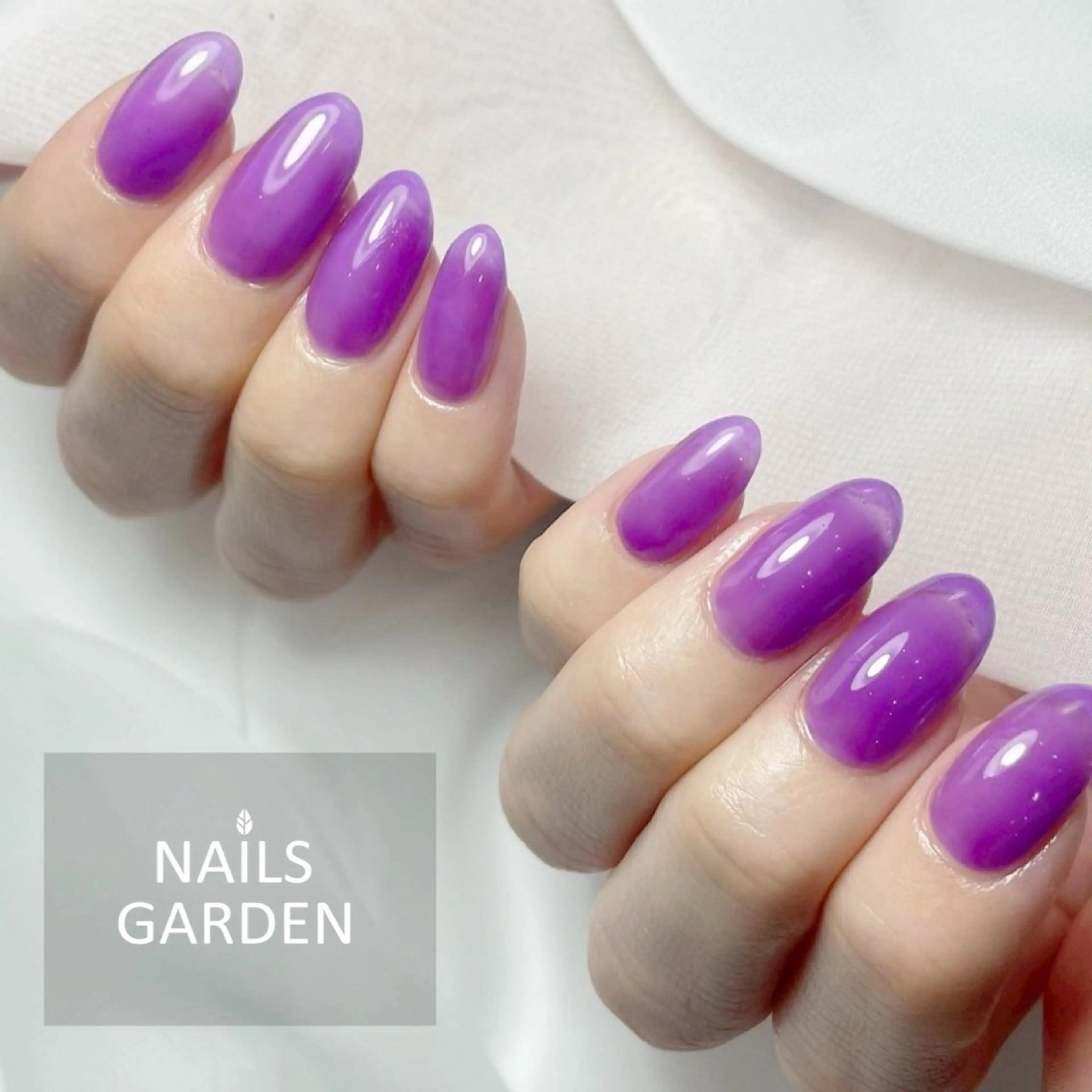 ワンカラーネイル(オフあり) 🍃フィルイン／パラジェル使用／カラー800色以上！の写真