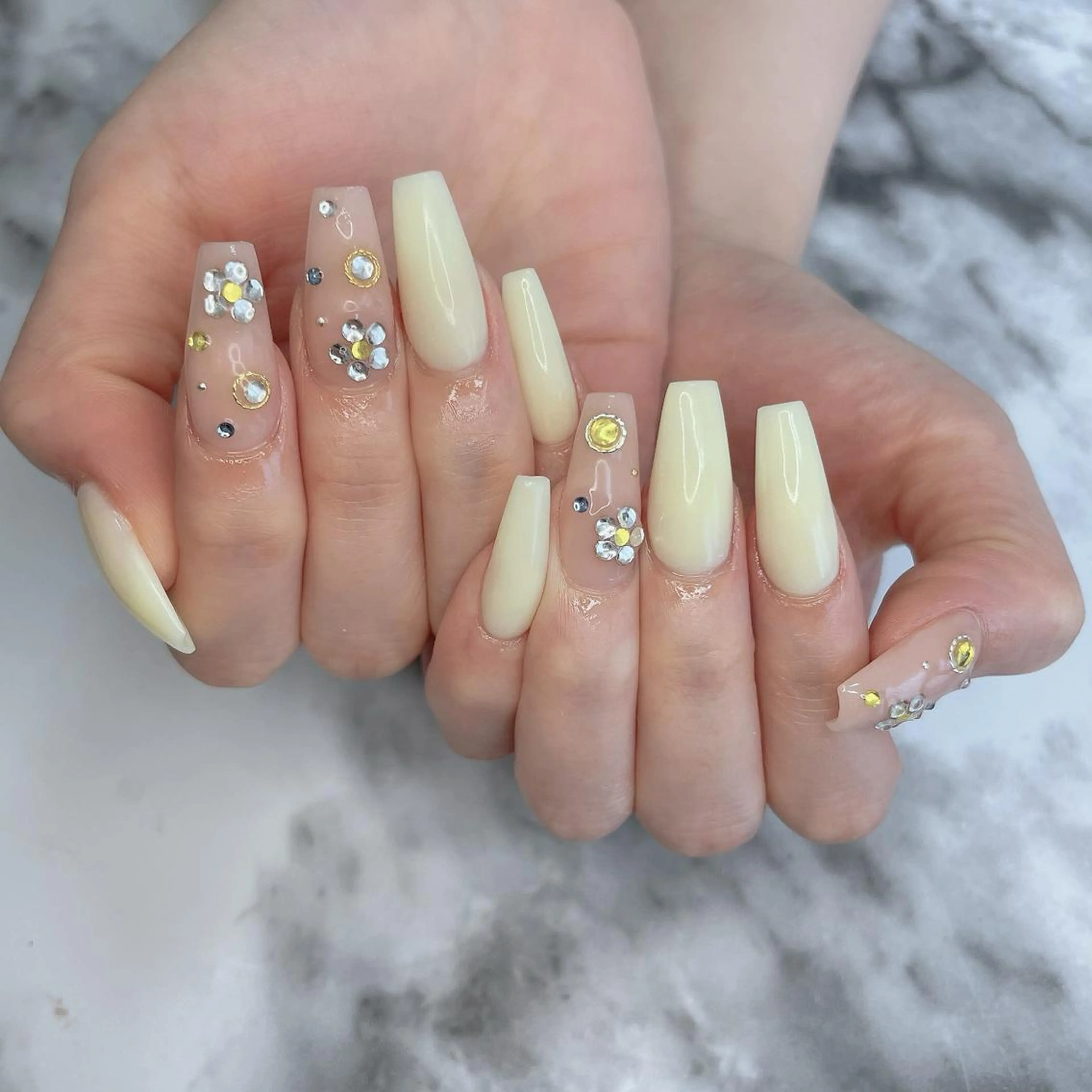 ネイル ハンドネイル Kayo 💅のネイルデザイン