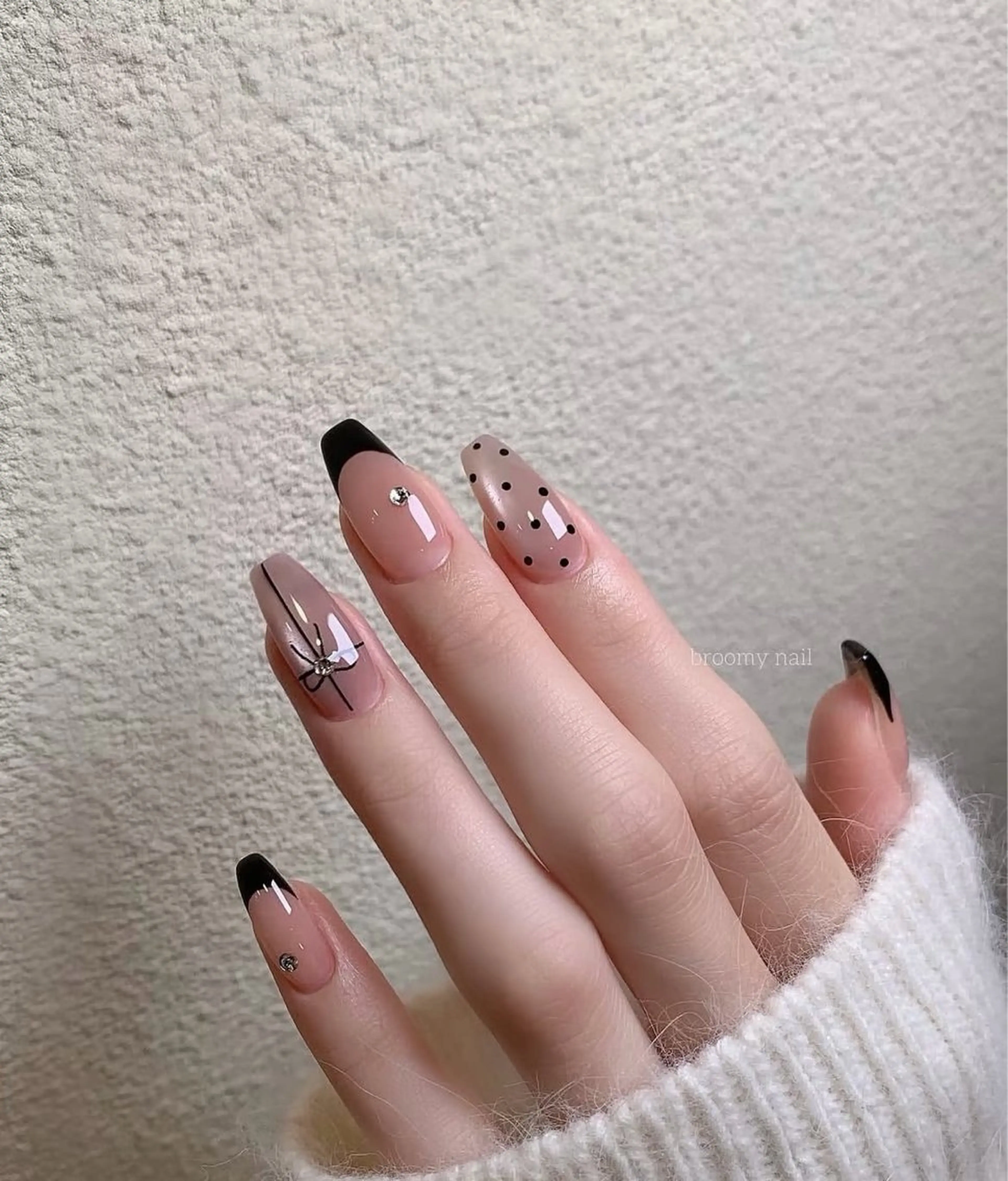 カラー ハンドネイル DoReMiサロン チョウのネイルデザイン