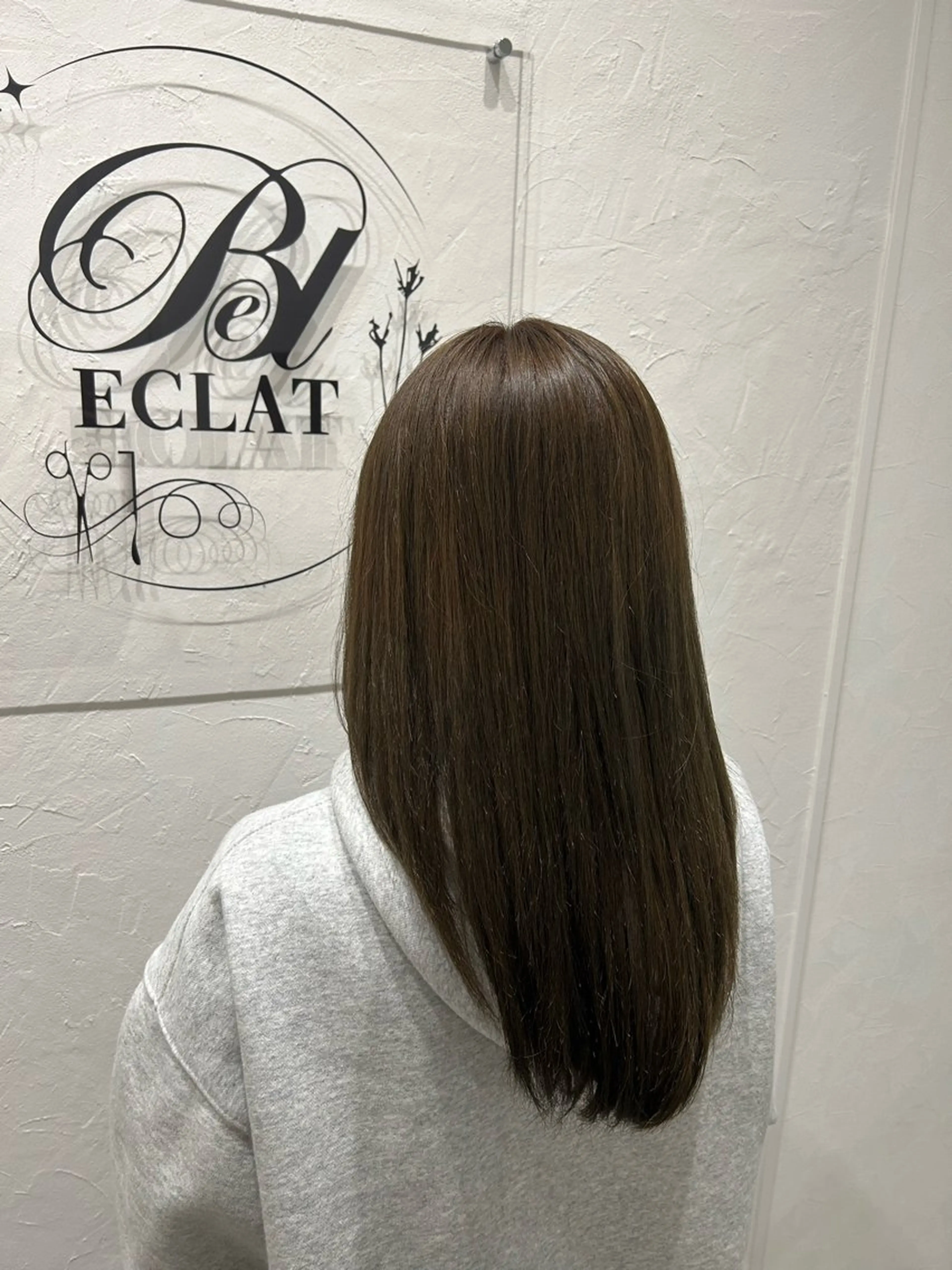 カラー 稲井 裕美のヘアスタイル