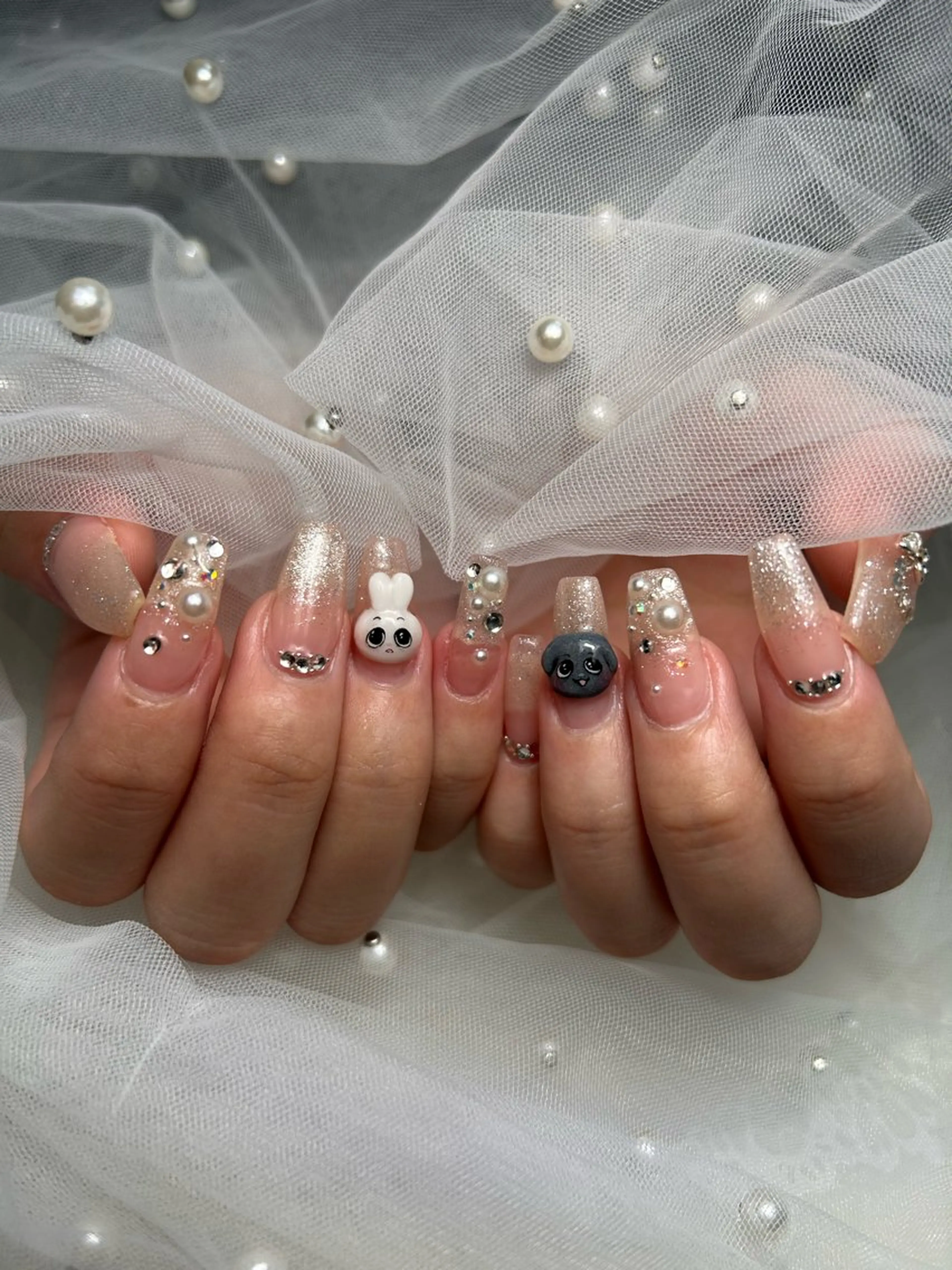 ネイル ハンドネイル フットネイル ✴︎ Delightのネイルデザイン