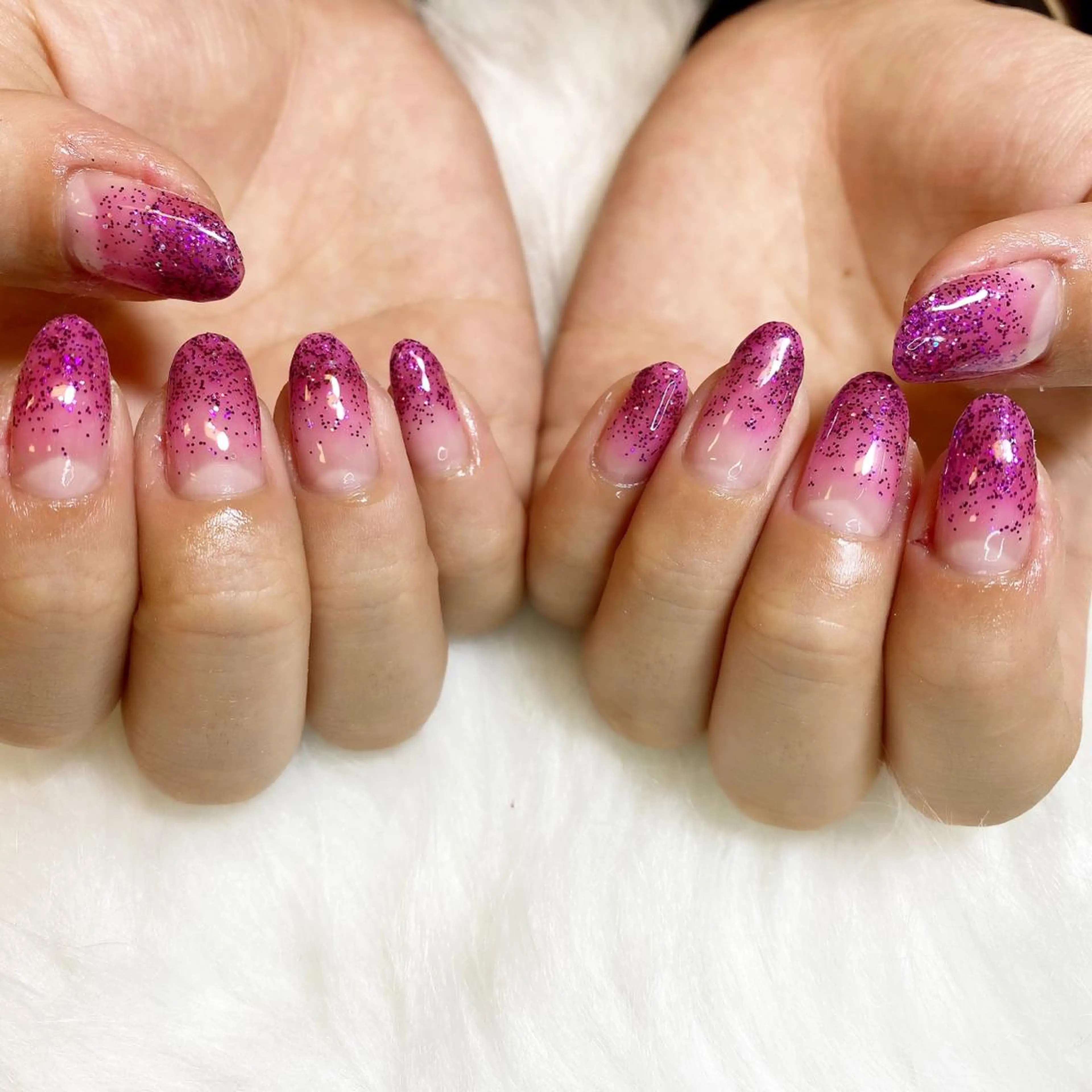 ネイル グラデーション ラメ(グリッター) ラメグラデーション studio tam 髙橋彩夏のネイルデザイン