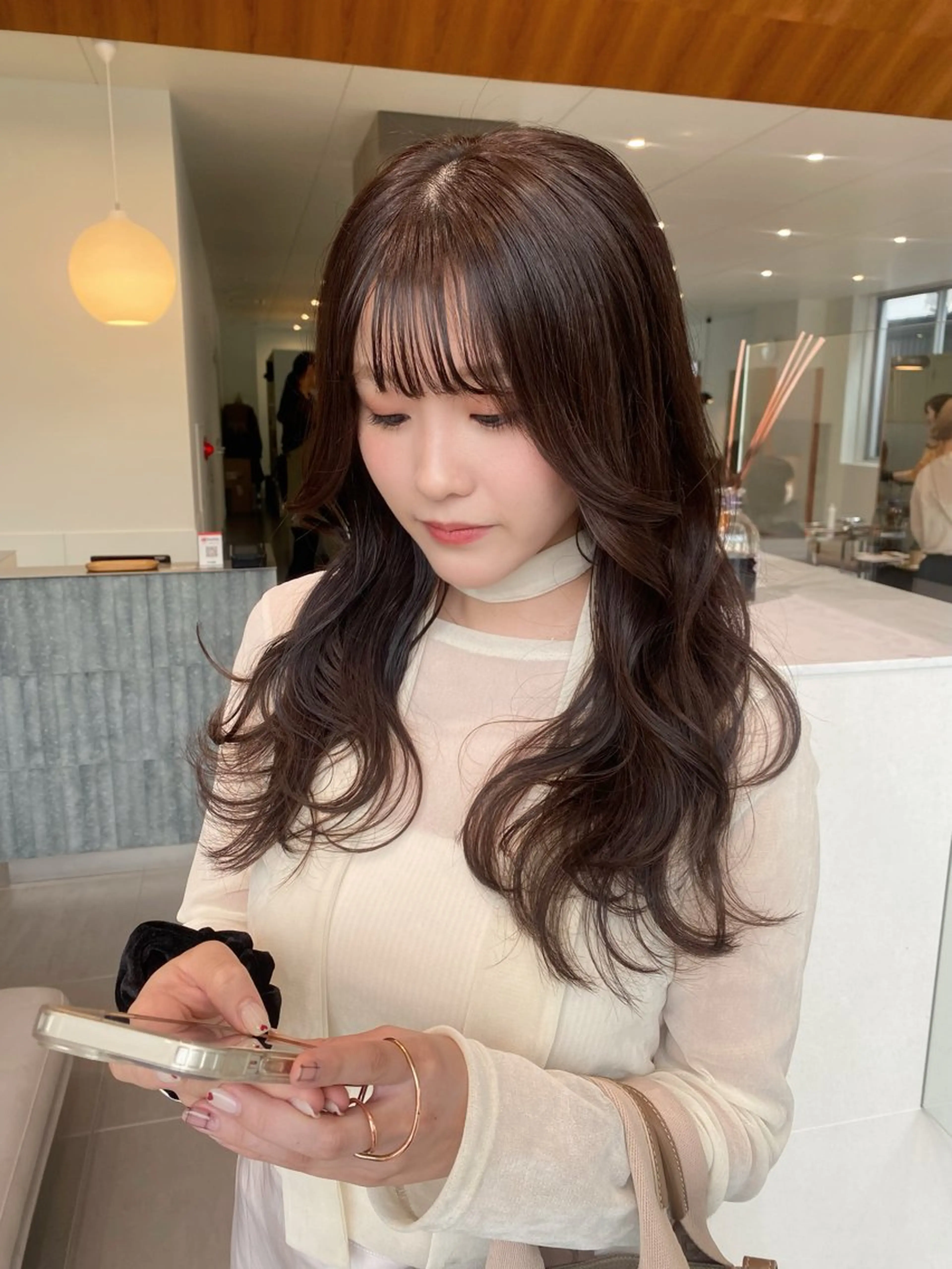 ロング レイヤーカット 🎀透明感× 暖色カラーつな🎀のヘアスタイル