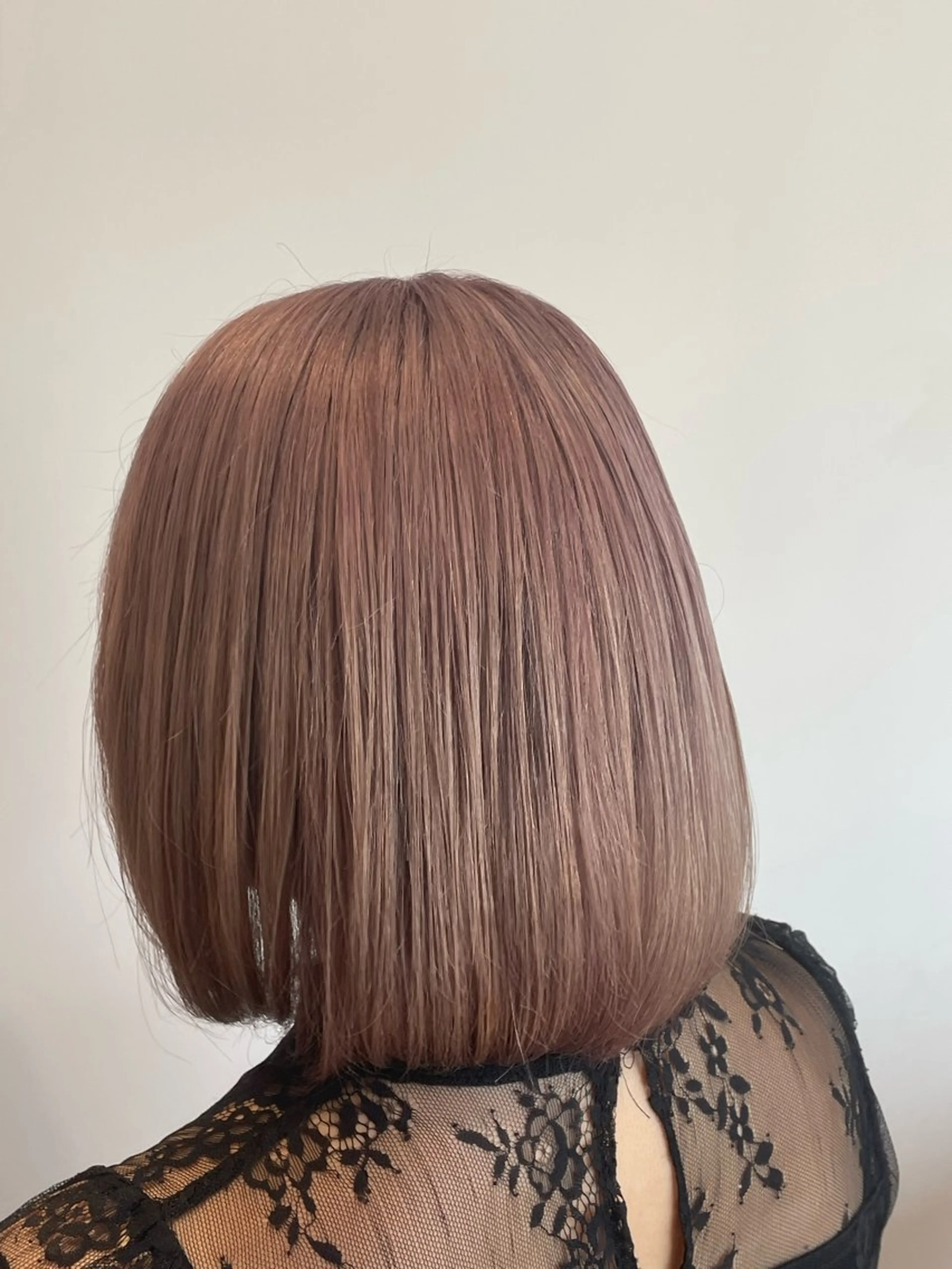 カラー ベージュカラー ピンクカラー ピンクベージュ 秋元 美優のヘアスタイル