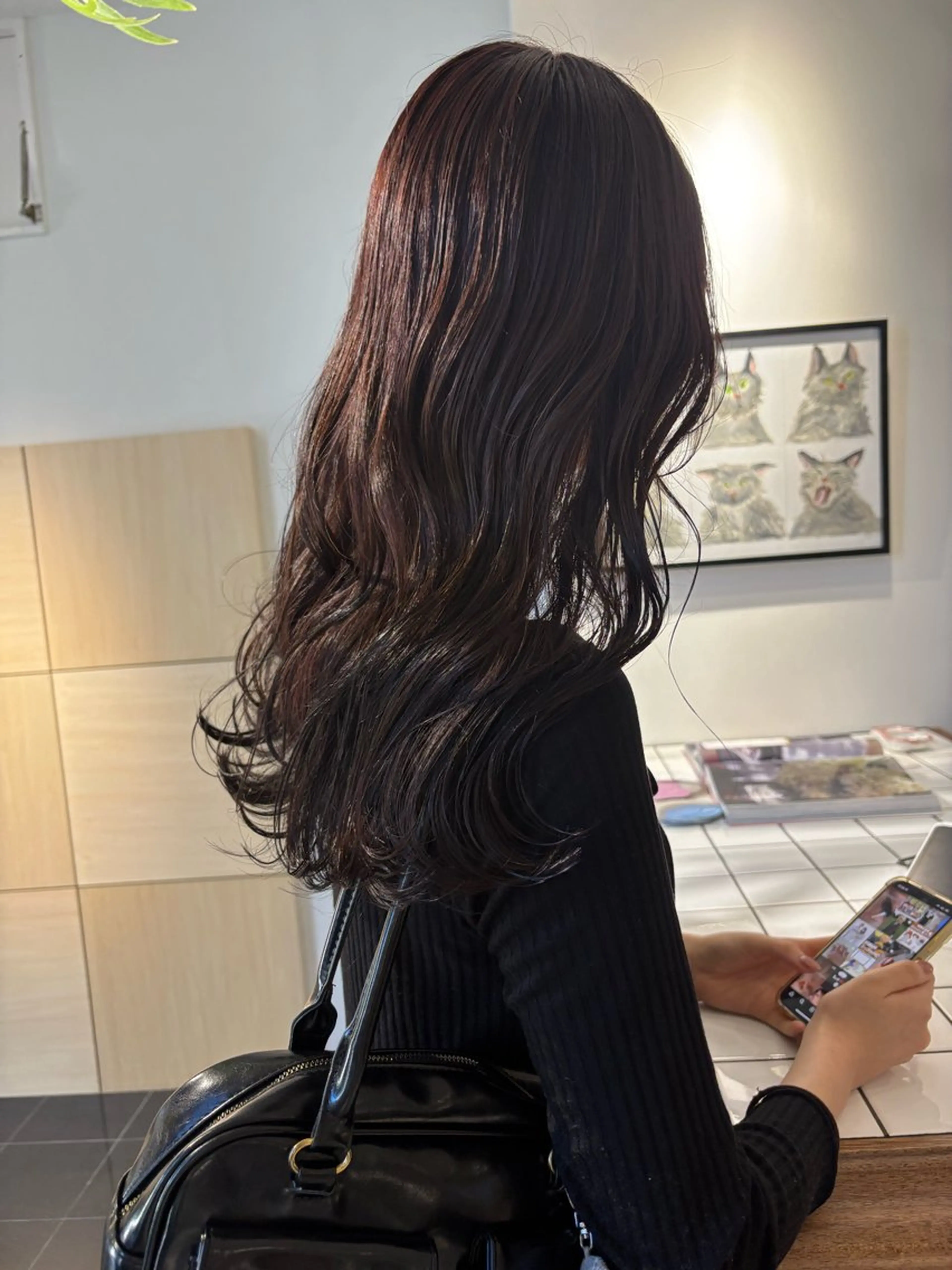 ロング ピンクブラウン カット ヘアカラー Yui⭐️ 透け感カラーのヘアスタイル