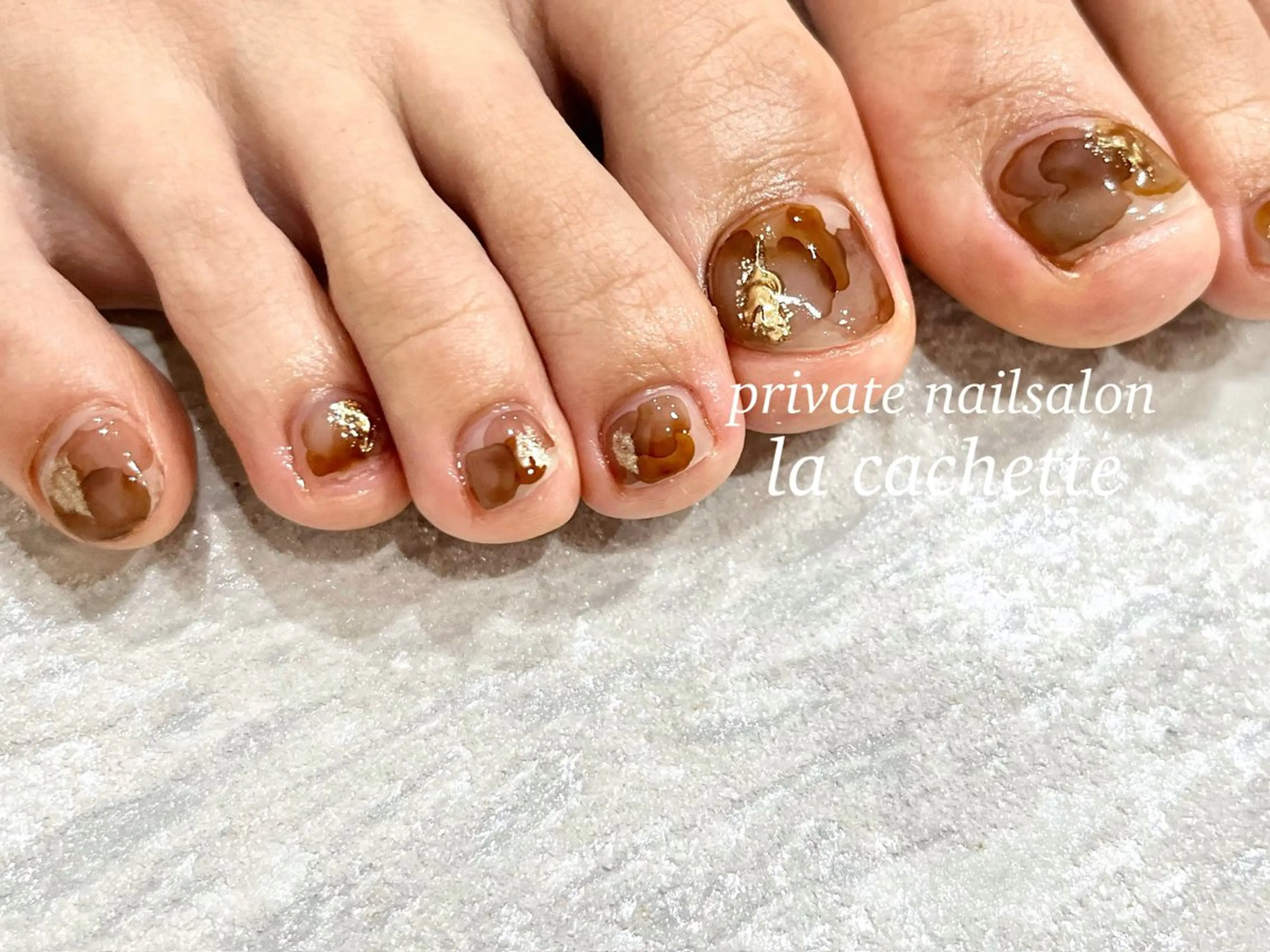 ネイル フットネイル la cachetteのネイルデザイン