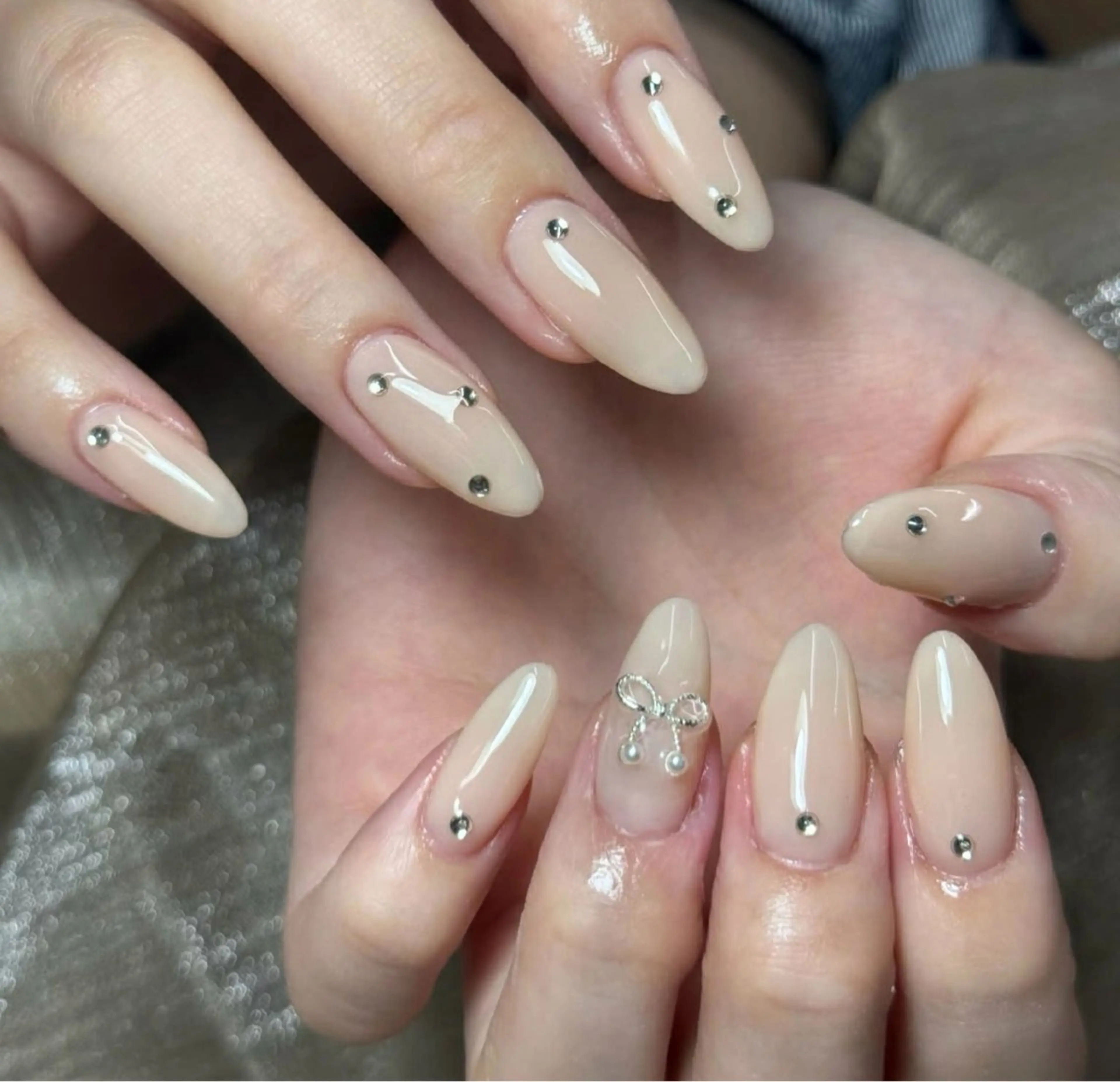 ネイル オーロラネイル ブルー チークネイル フットネイル フレンチネイル ハンドネイル REI レイのネイルデザイン