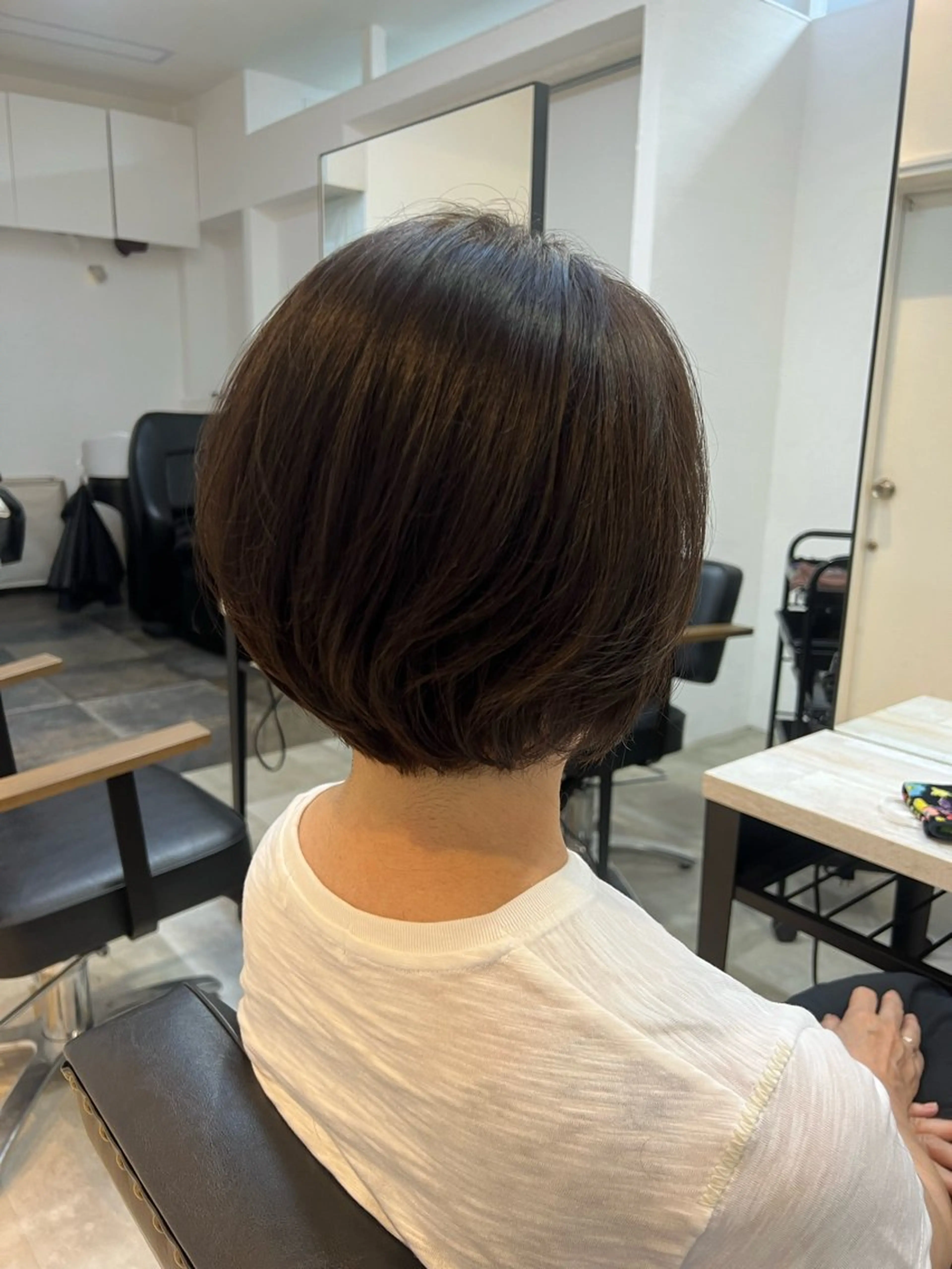 ショート カラー 🥀韓国ヘア🥀 宮津真菜のヘアスタイル