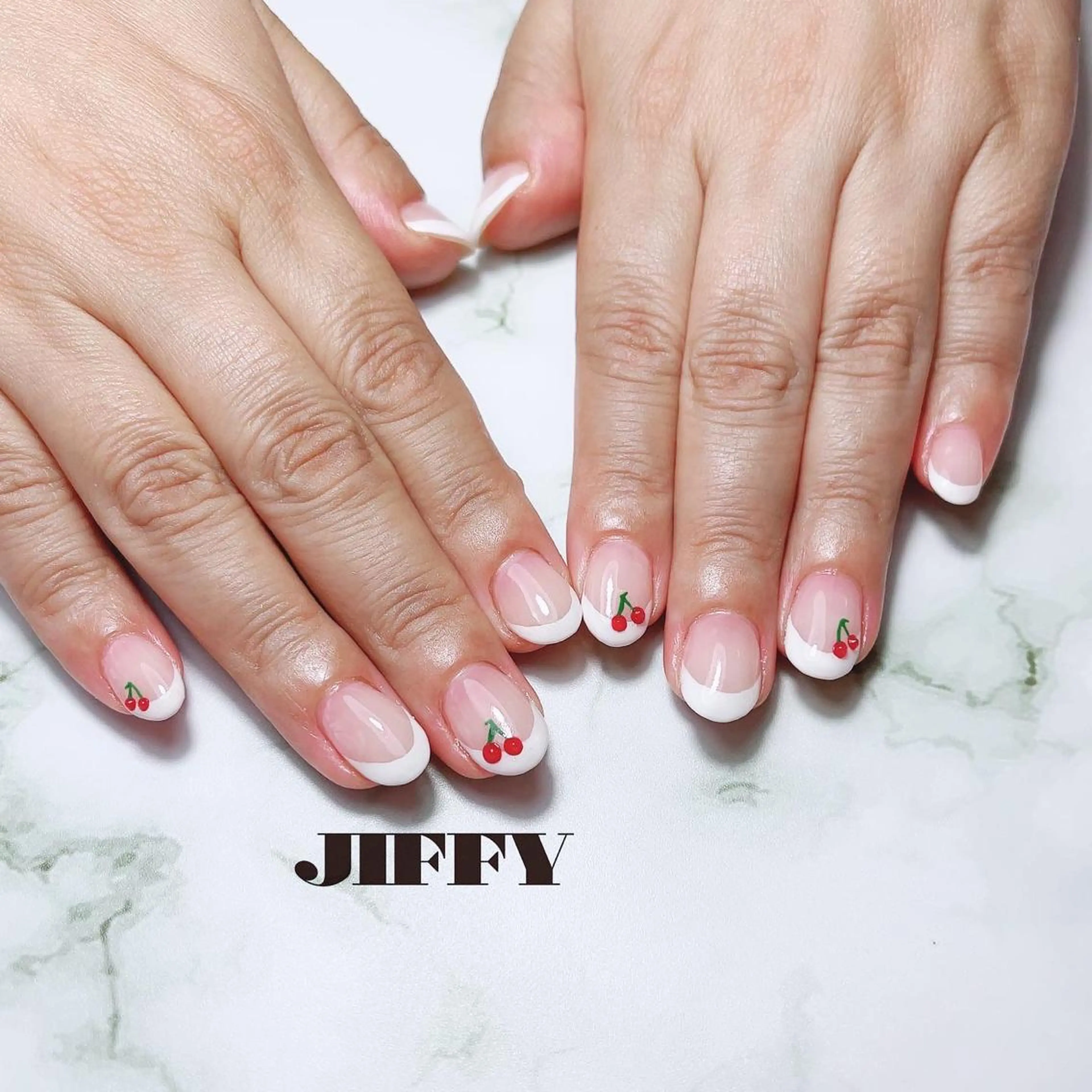 ネイル フレンチネイル ハンドネイル JIFFY nailstudioのネイルデザイン