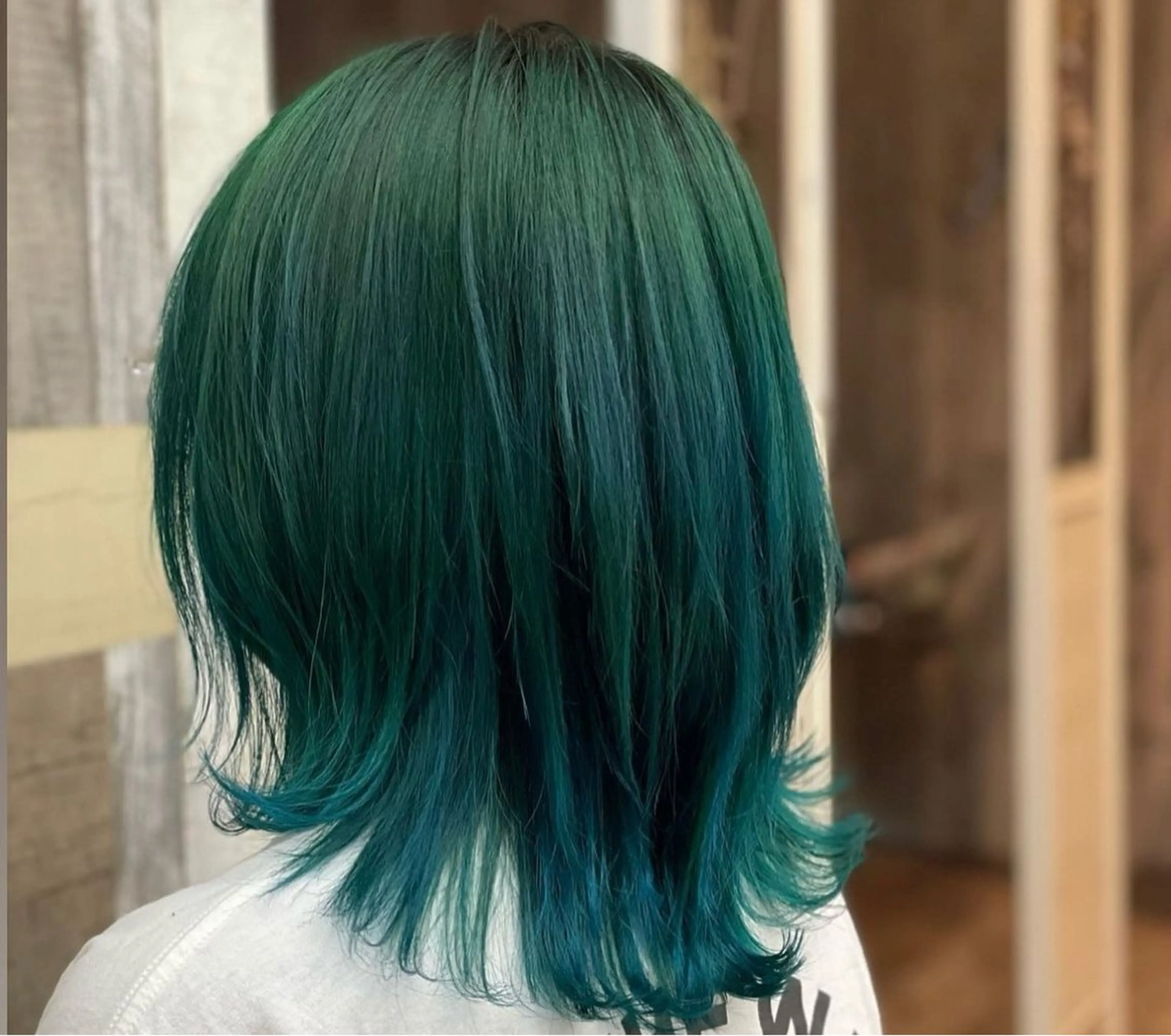 ミディアム カラー 宮崎 英絵のヘアスタイル