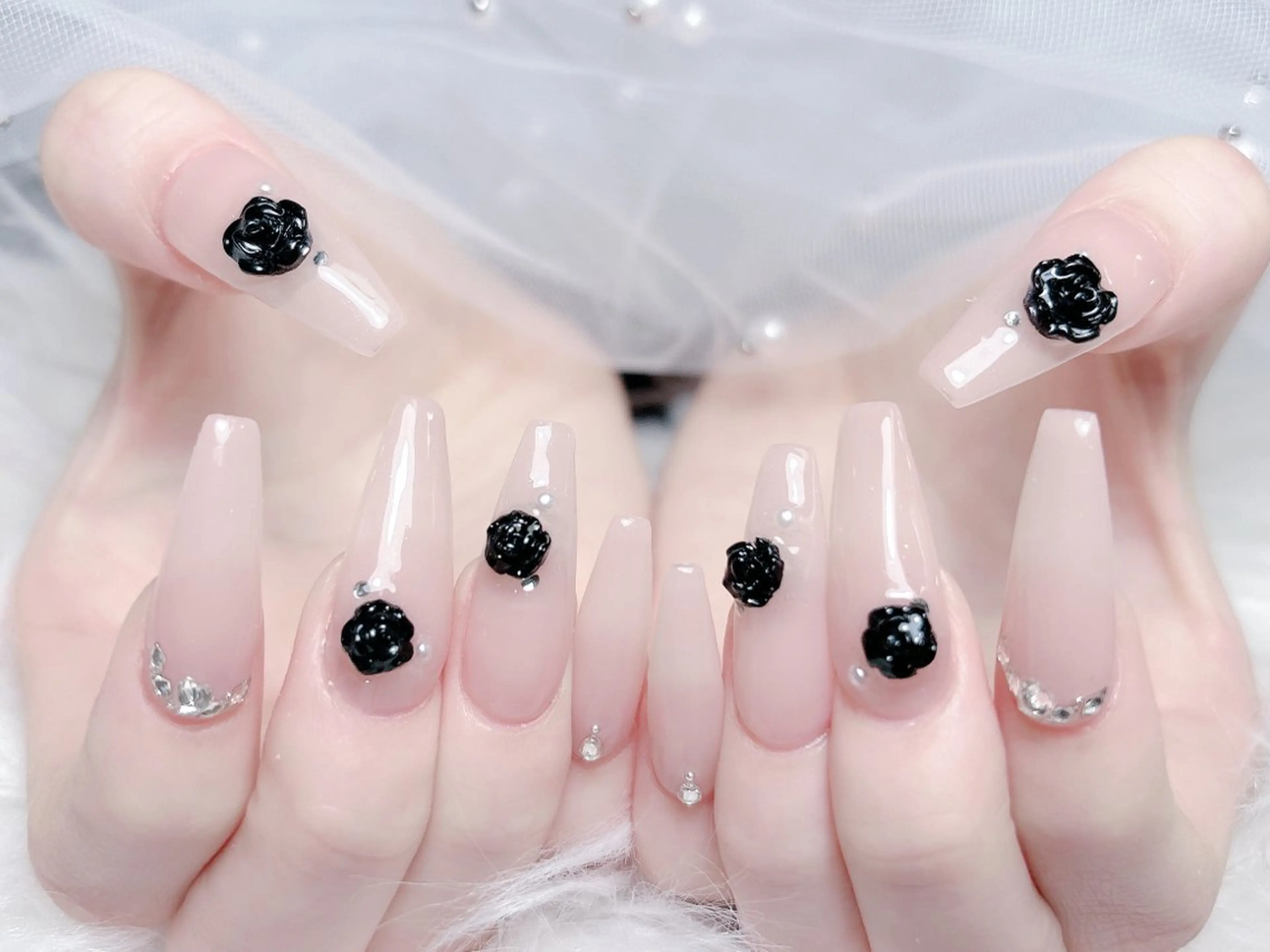 ネイル 成人式 ロングネイル マグネットネイル 大理石ネイル(マーブル) 持ち込み ハンドネイル MoMoA Nail ネイル長さ出し専門店のネイルデザイン