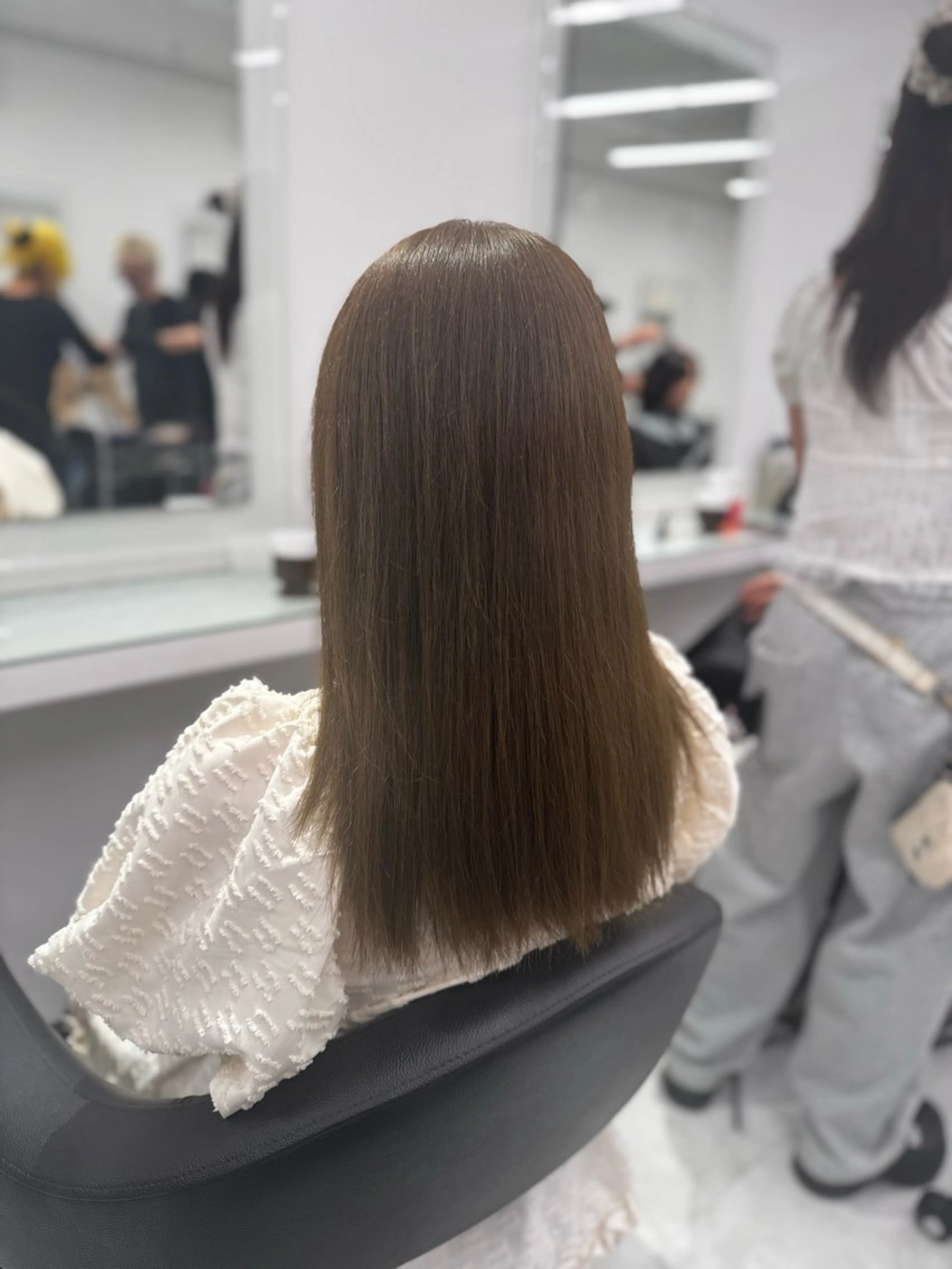 ロング カラー ヘアアレンジ 透け上品ハイトーン 職人ゆうと🤍のヘアスタイル