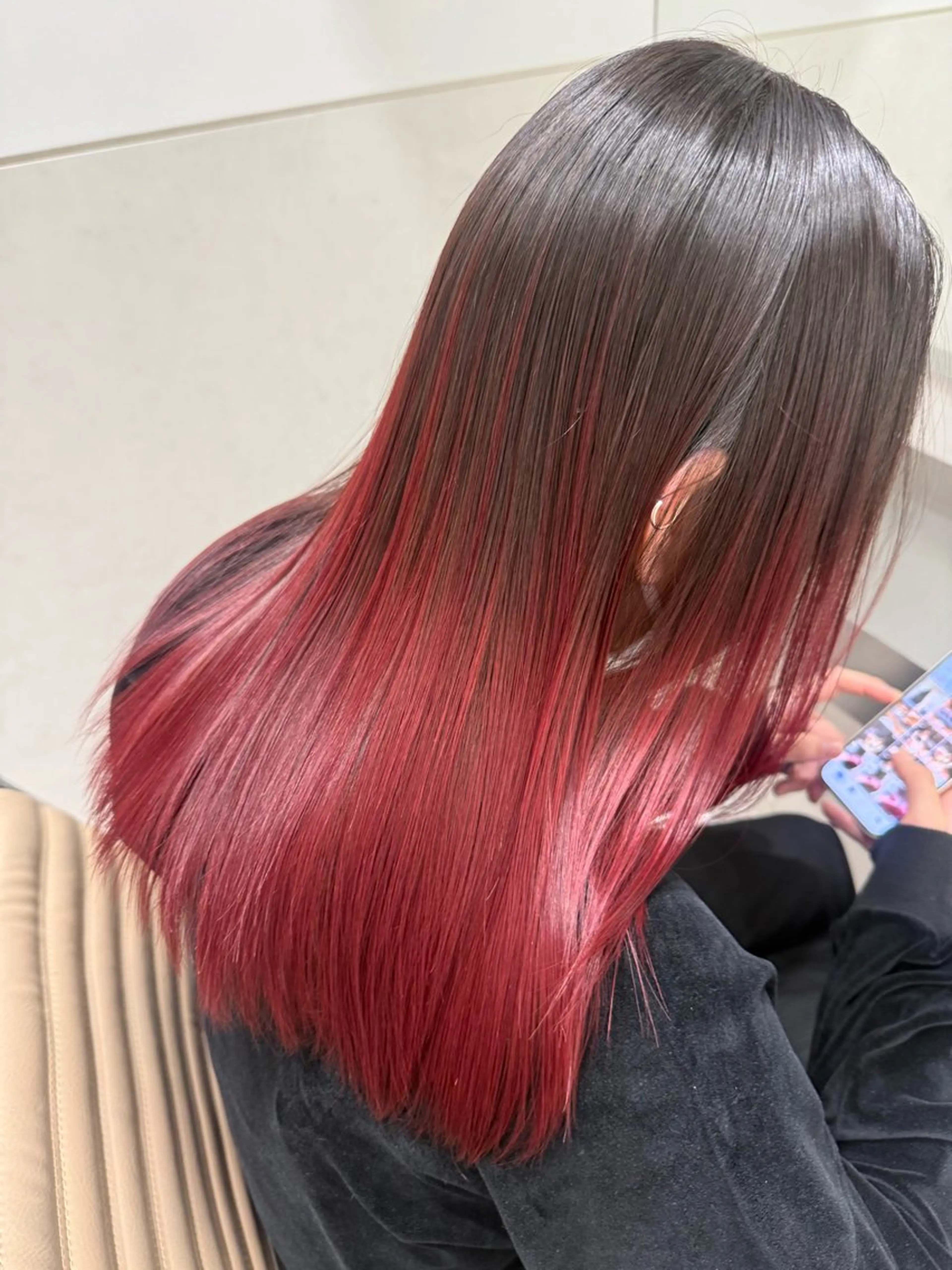 ミディアム カラー ブリーチ ケアブリーチ ダブルカラー レッドカラー 髪質改善 ヘアカラー トリートメント インナーカラー 推し ブリーチ  髪質改善のヘアスタイル