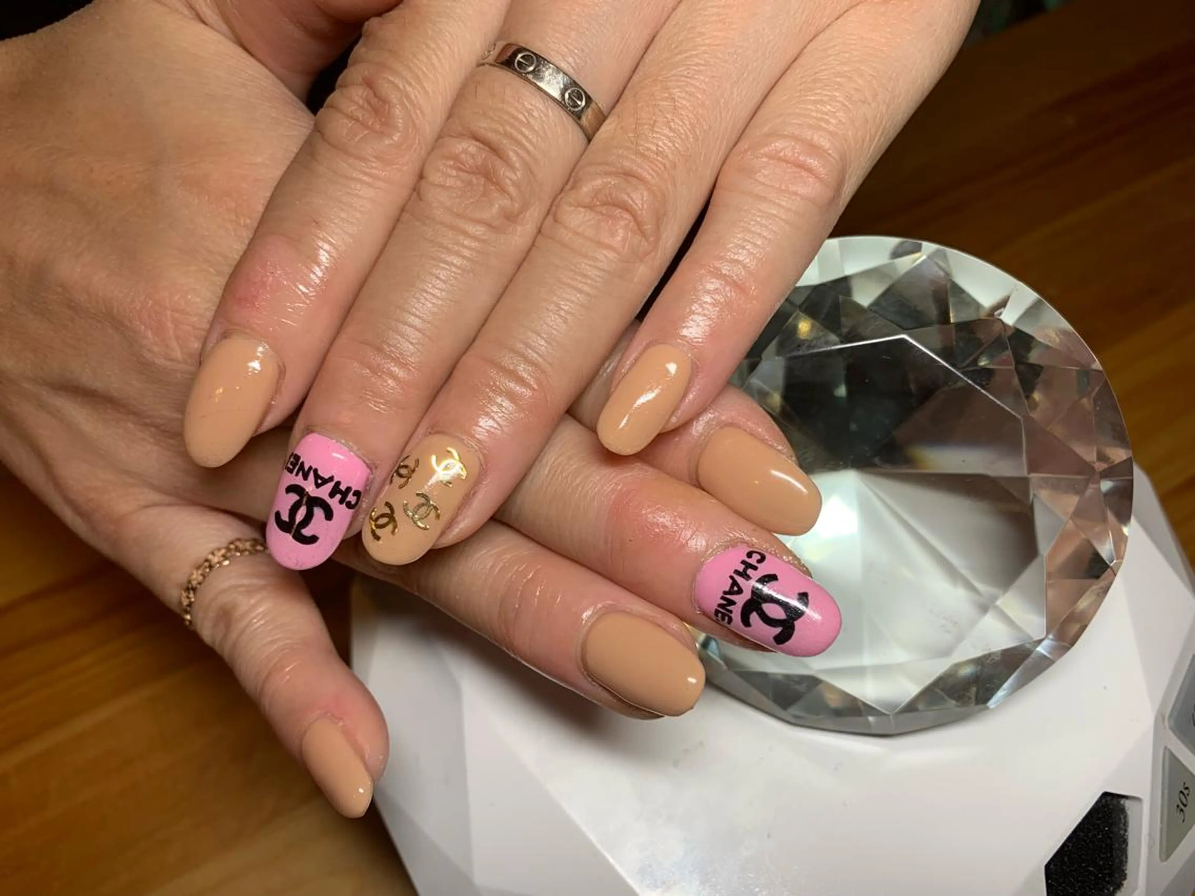 ネイル LAVISH nail salonのネイルデザイン