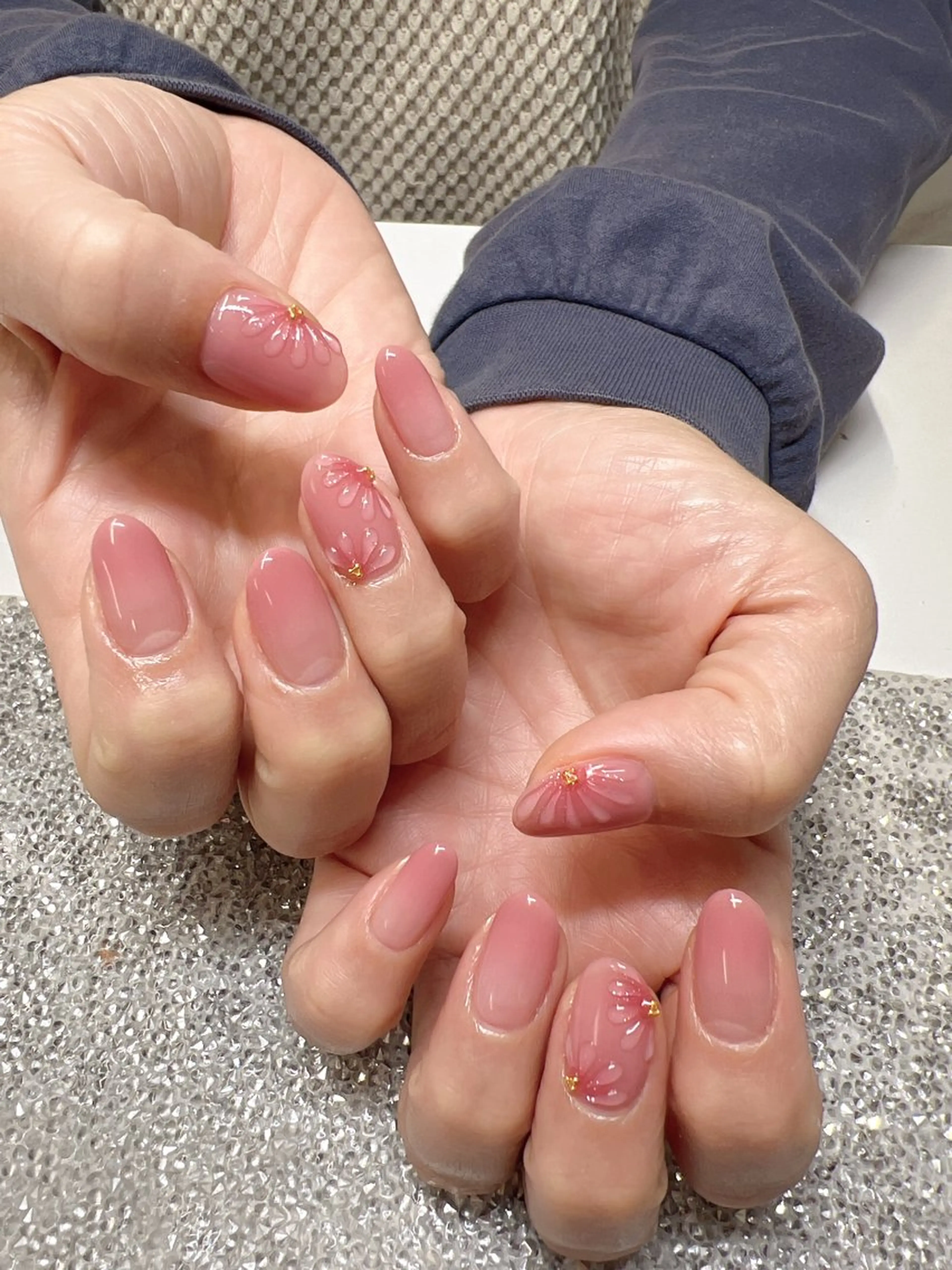 ネイル ガレンドウ 白澤 愛子のネイルデザイン