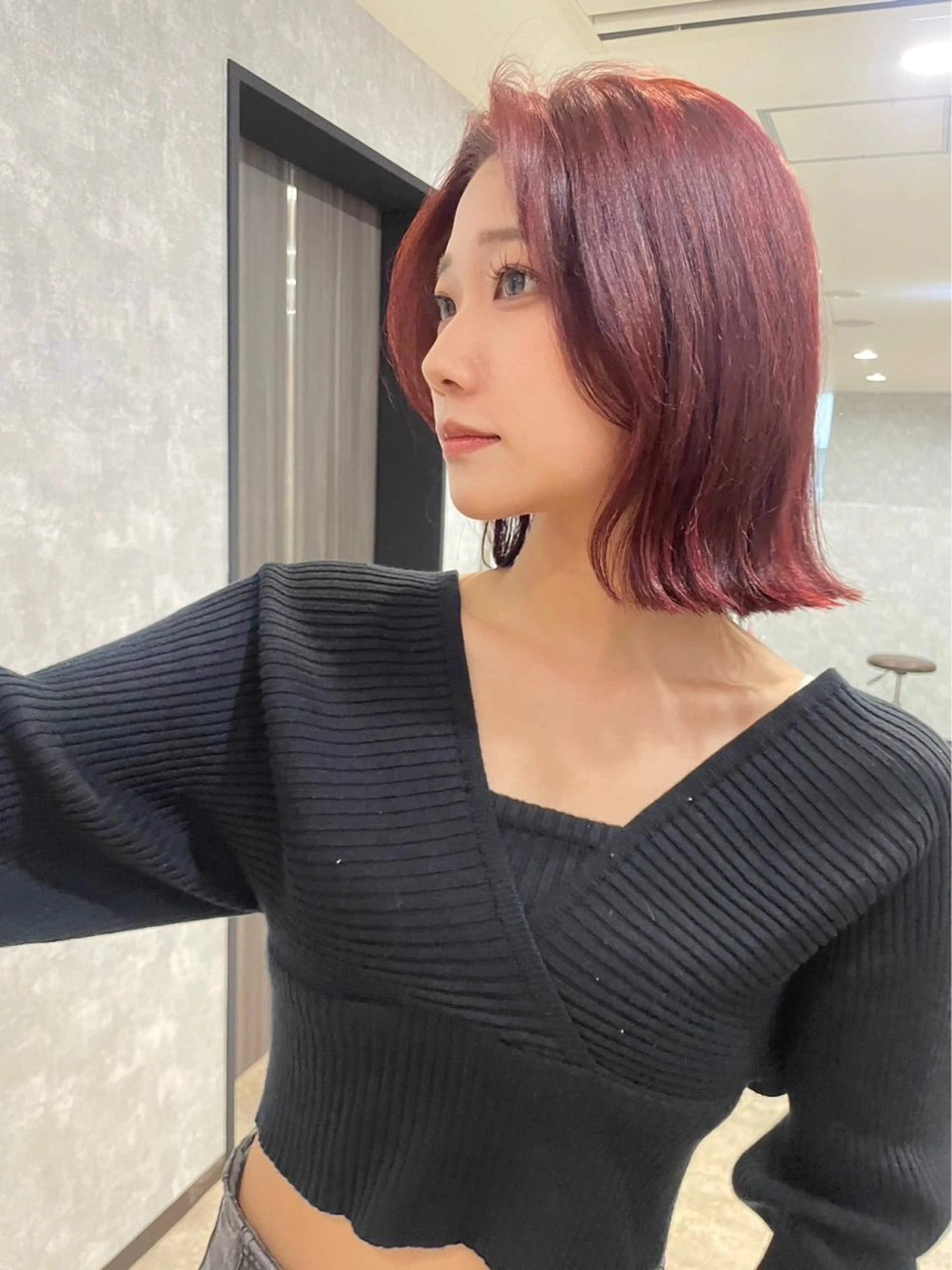 ショート 🌐NATSUMI 🌐【寒色カラー】のヘアスタイル