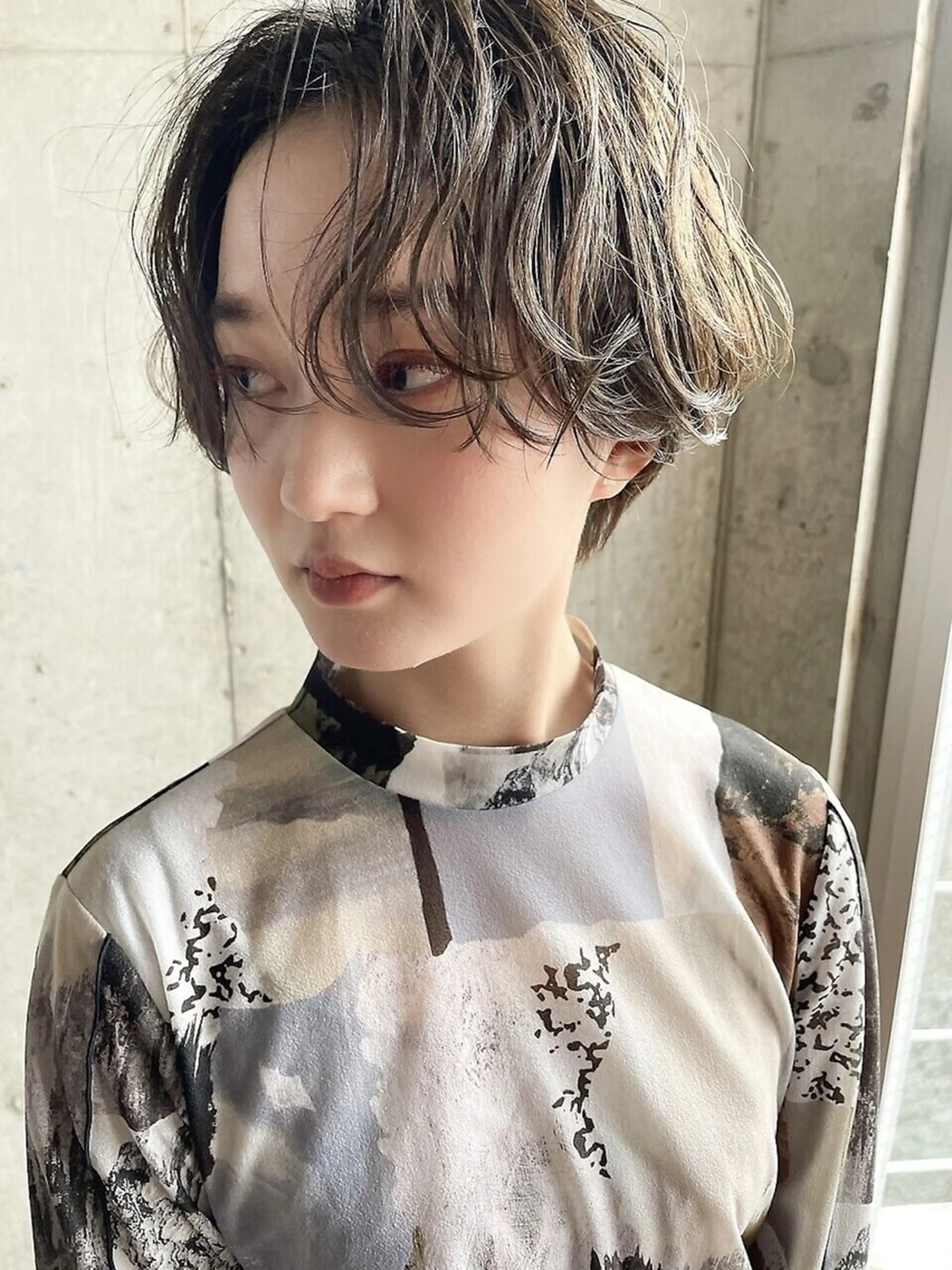 ショート カラー パーマ こもり なおやのヘアスタイル