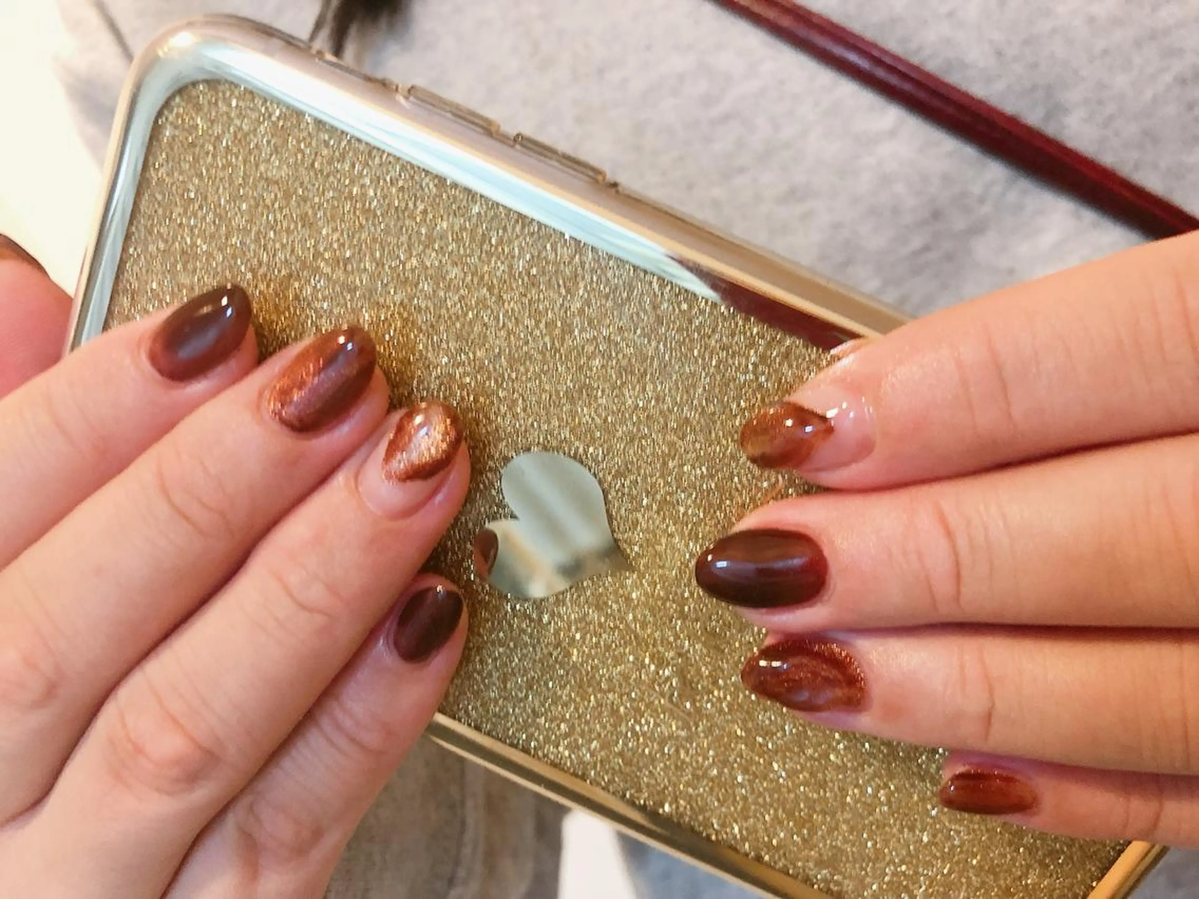 ネイル ニュアンスネイル mogunail &blowのネイルデザイン