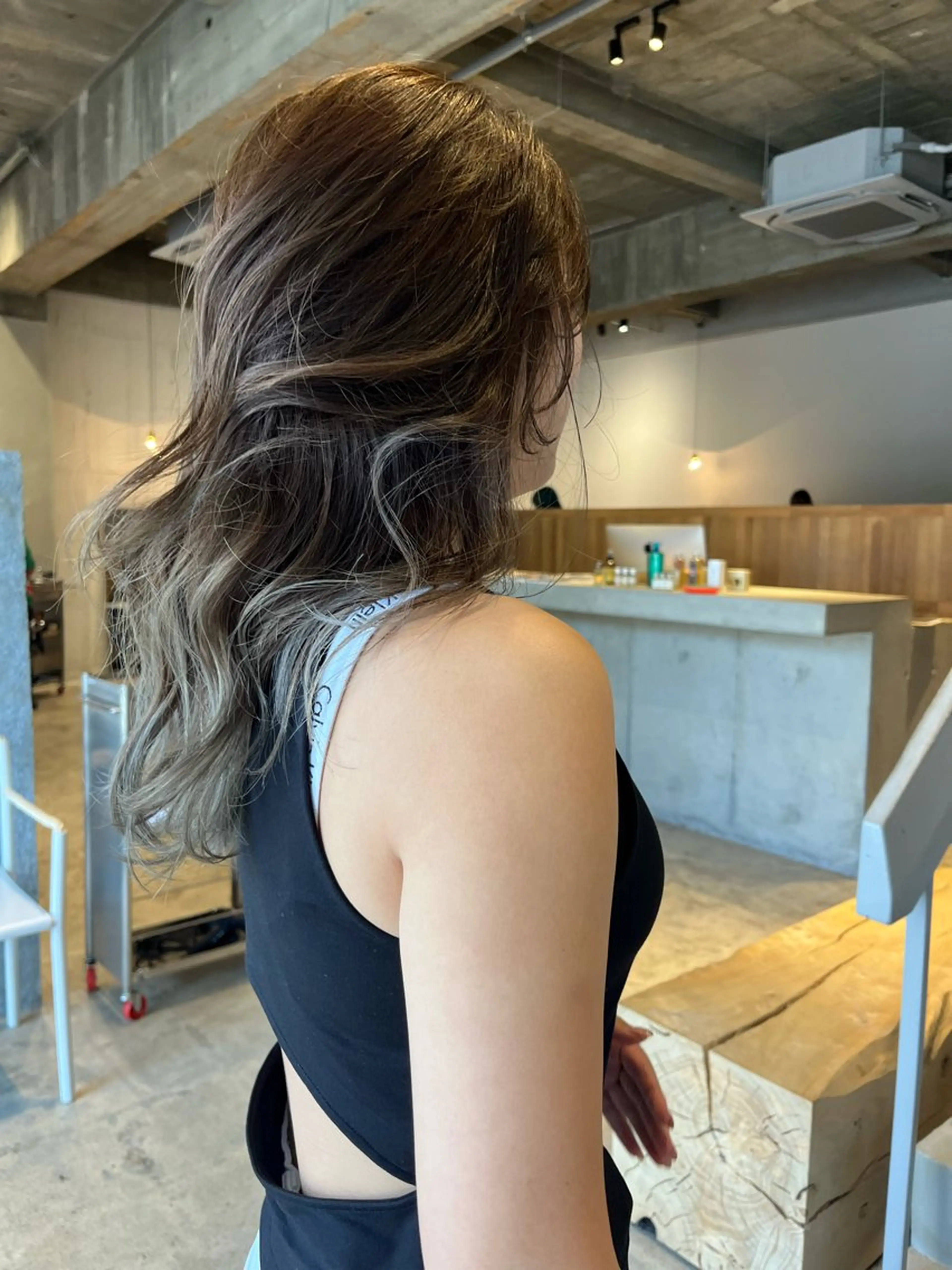 ロング カラー 藤井 美歩/赤髪のヘアスタイル