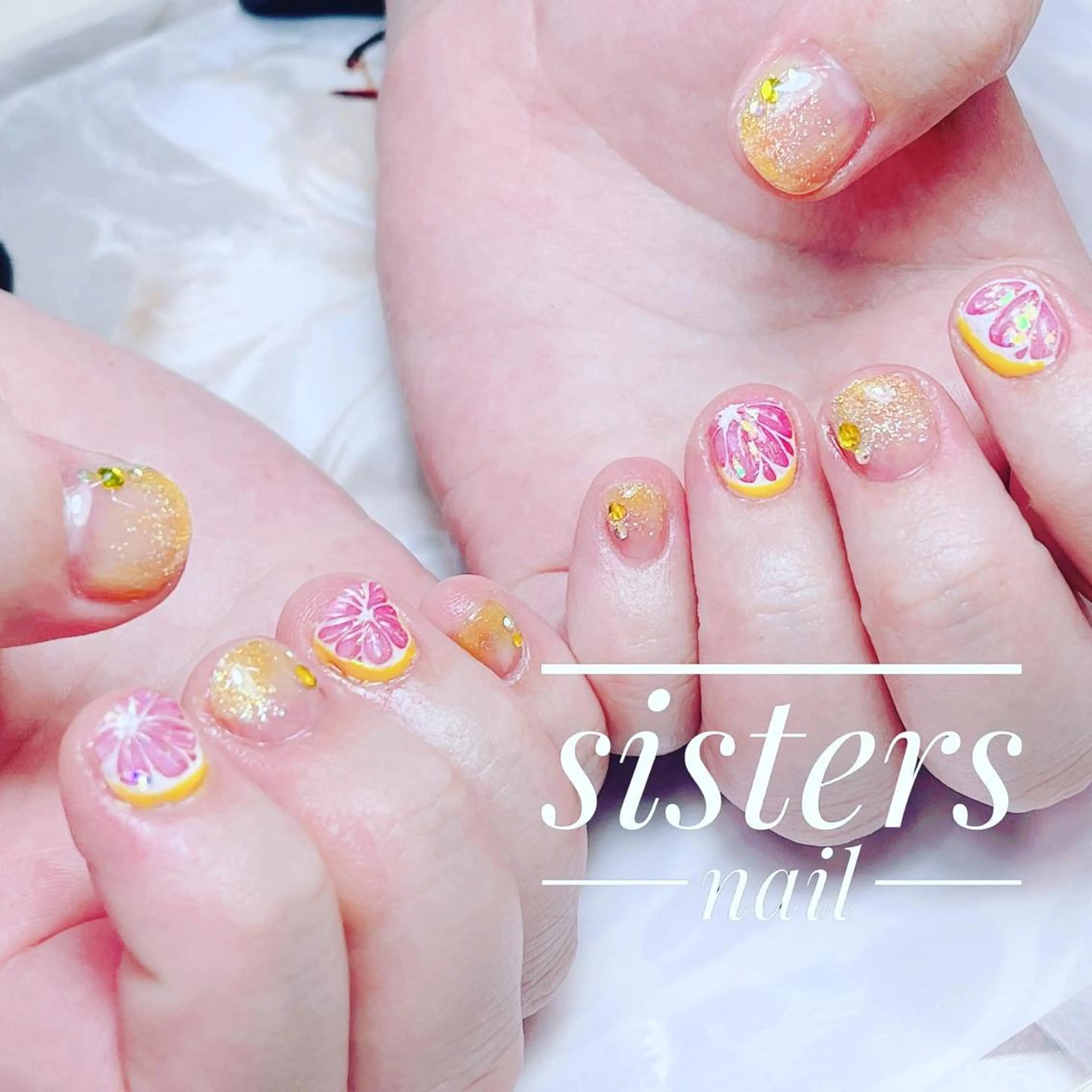 ネイル アートネイル ピンク ショートネイル 夏ネイル ハンドネイル ハンドケア sisters nail.fのネイルデザイン