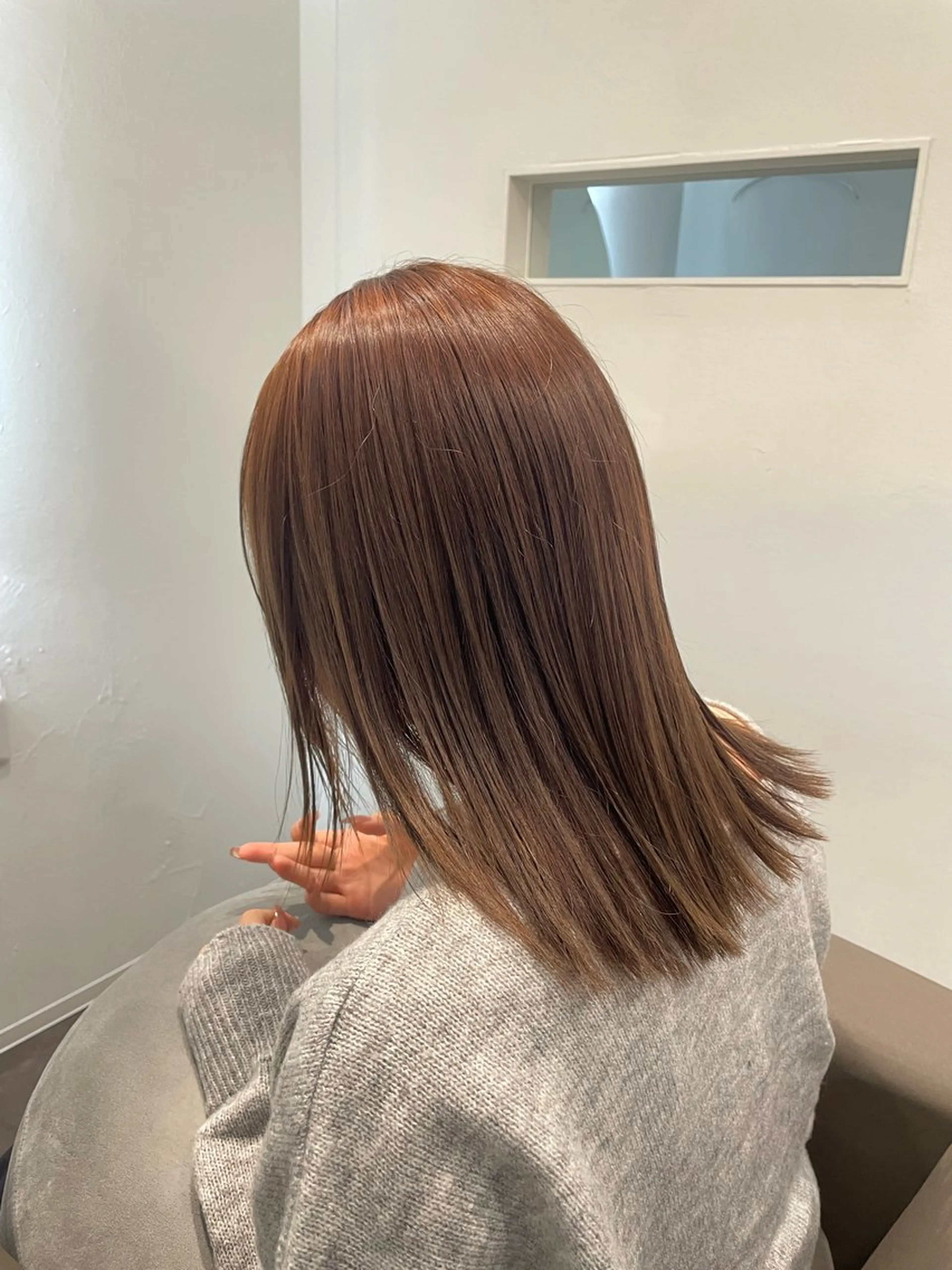 ミディアム カラー ヘアカラー 水野 咲のヘアスタイル