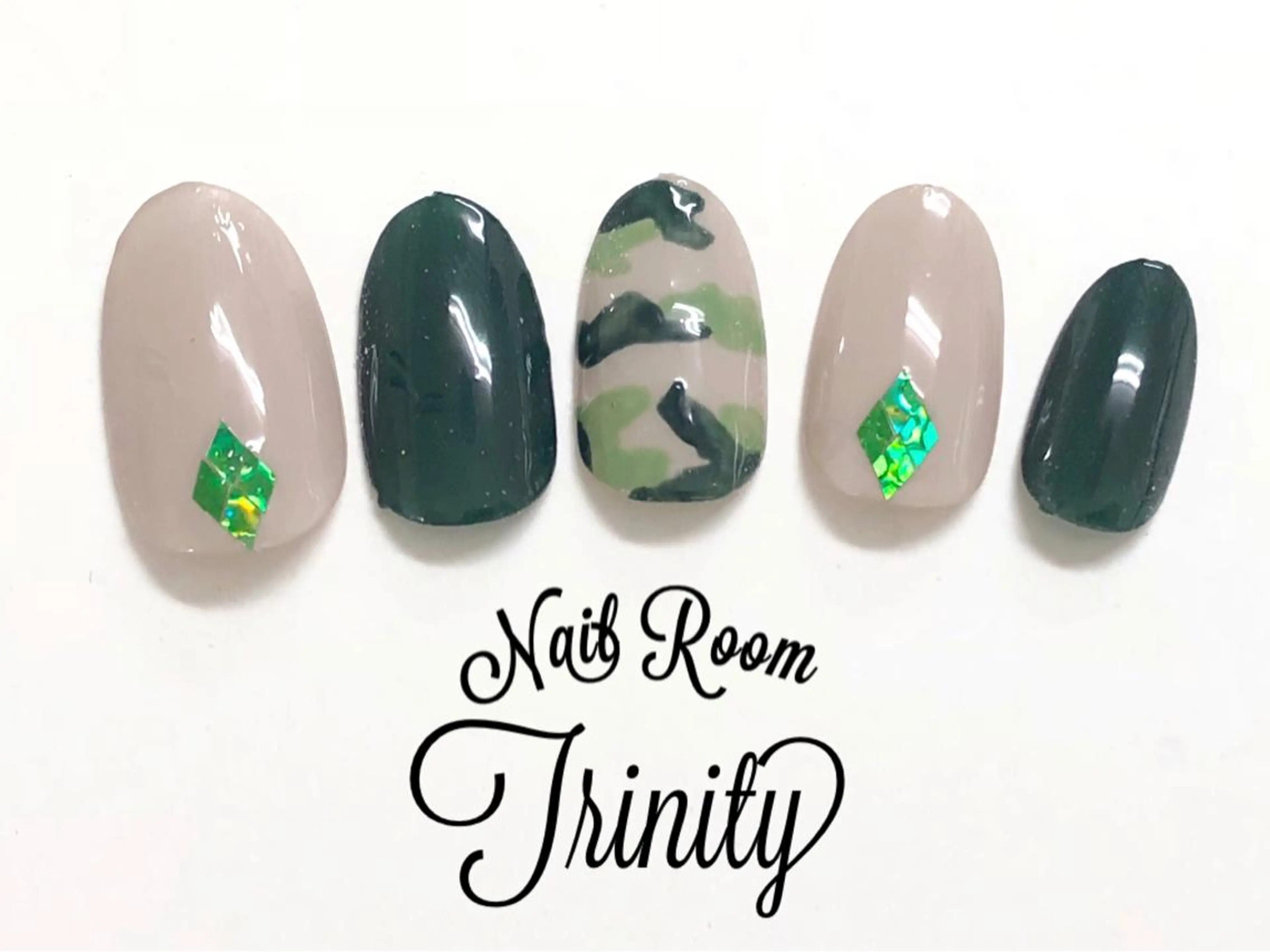 ネイル ハンドネイル Trinity staffのネイルデザイン