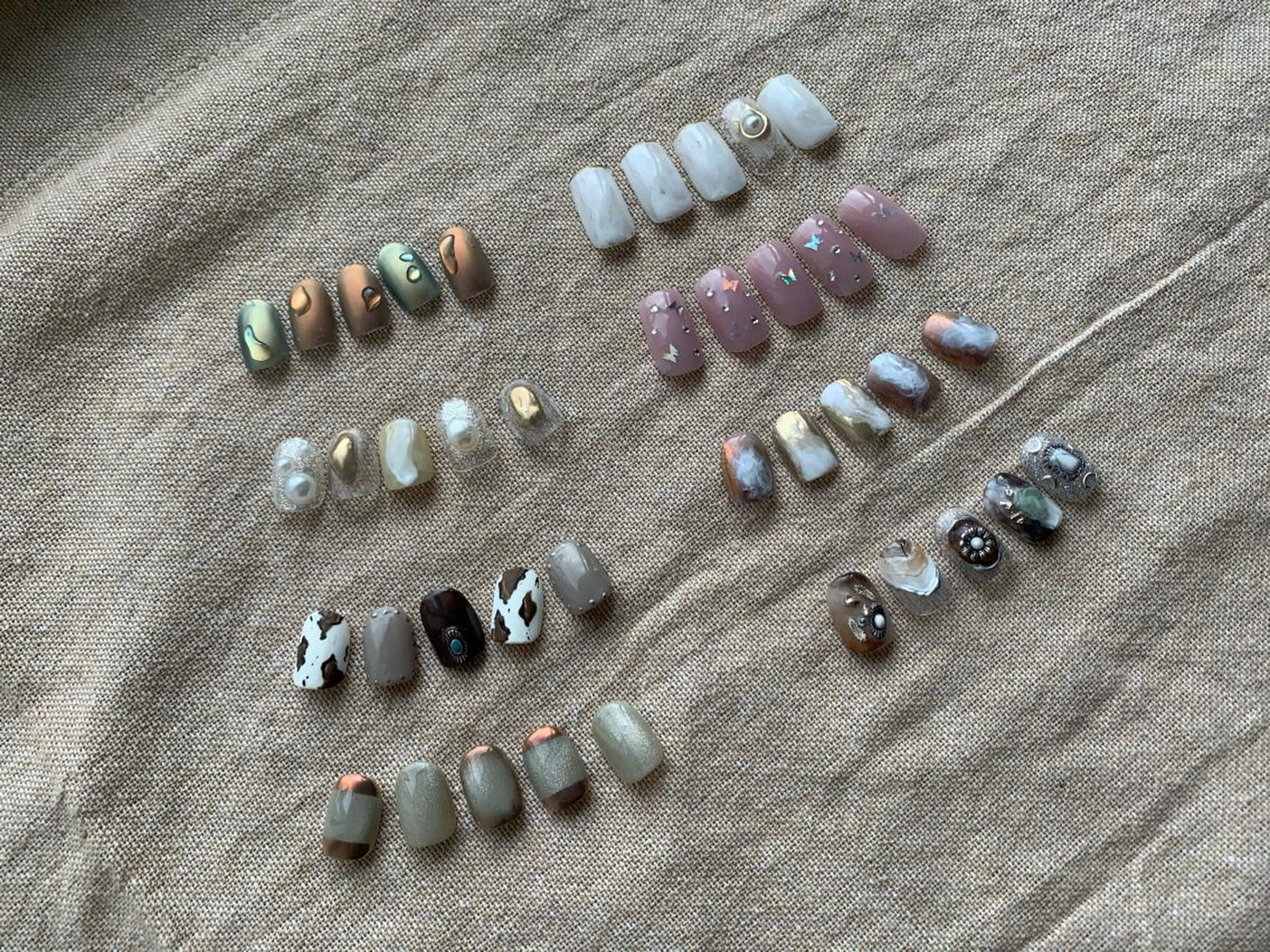 ネイル ニュアンスネイル charme所属・. SHIORIのネイルデザイン