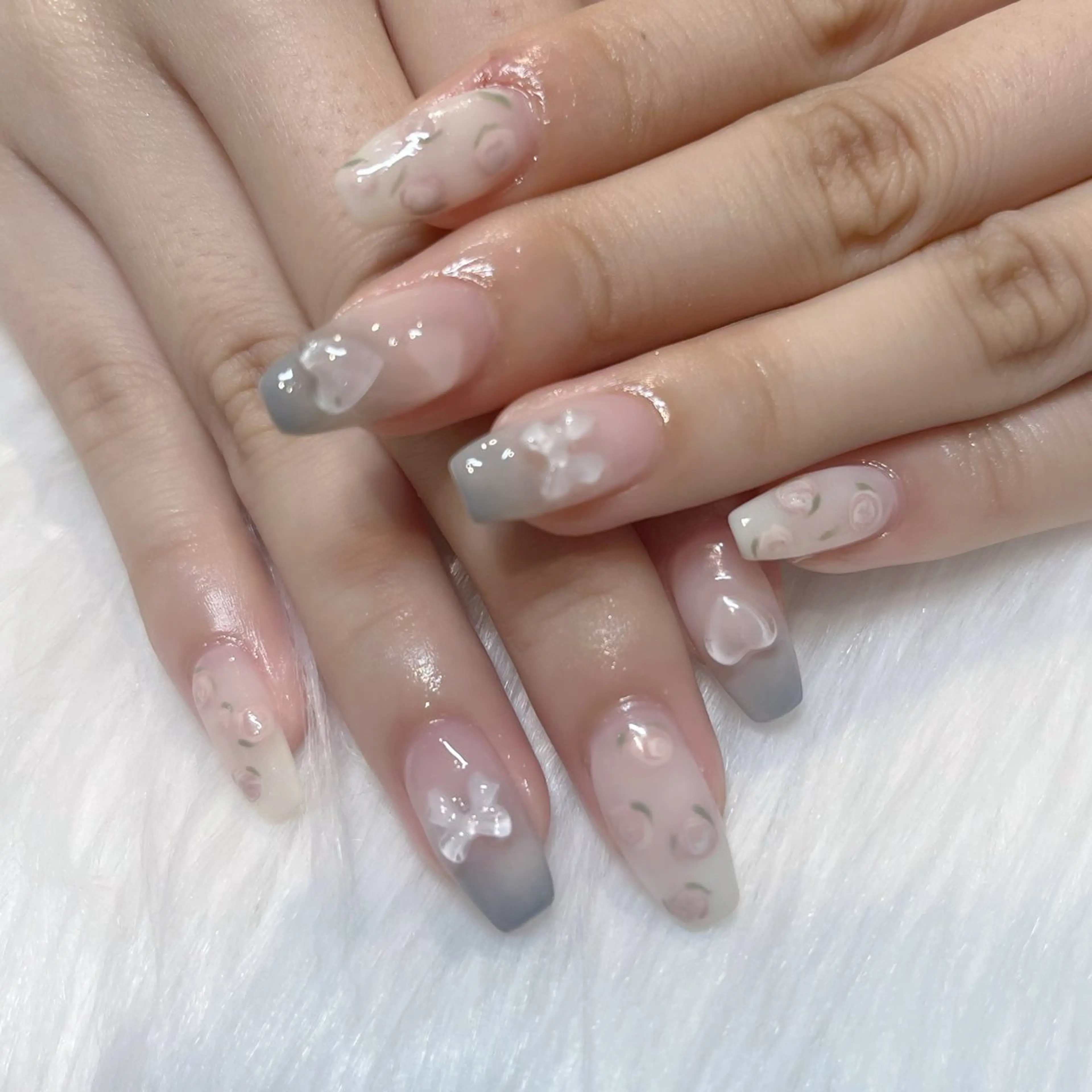 ネイル アートネイル ガーリー 韓国ネイル 持ち込み リボン KOKONA 🎀のネイルデザイン