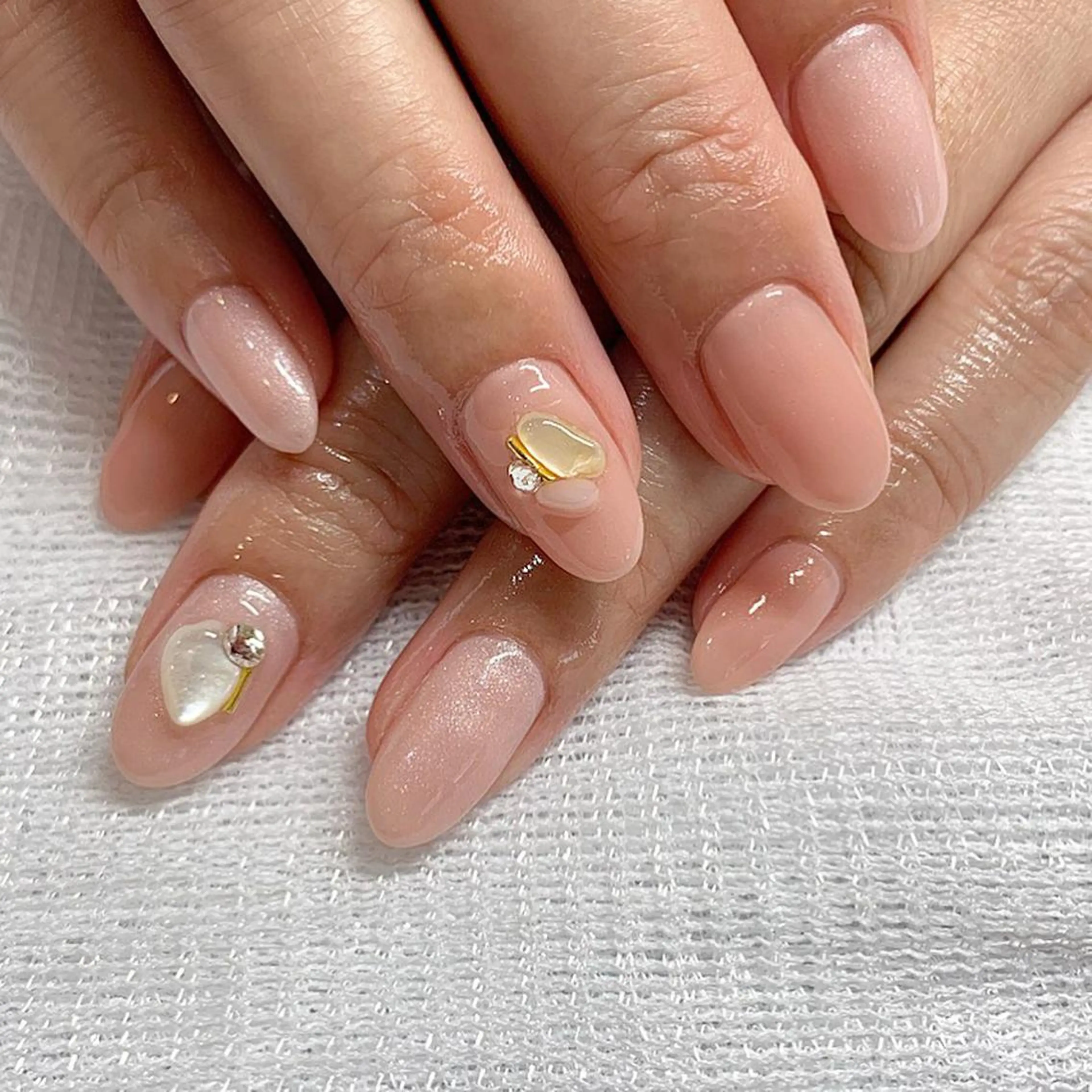 ネイル rokunana 佐野のネイルデザイン