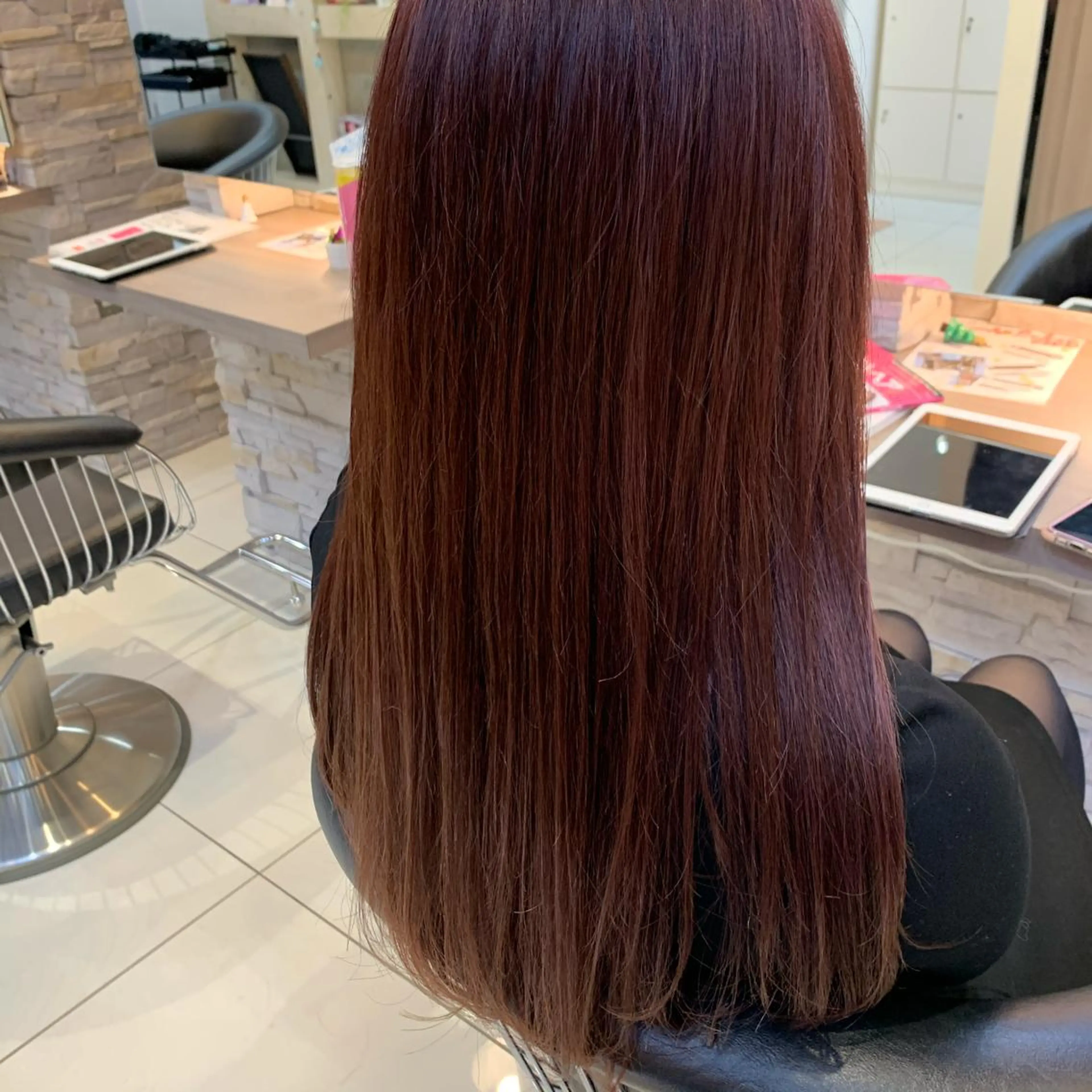 ロング カラー ブラウンカラー ピンクカラー ピンクブラウン トリートメント カット ヘアカラー トリートメント 早坂 裕真のヘアスタイル