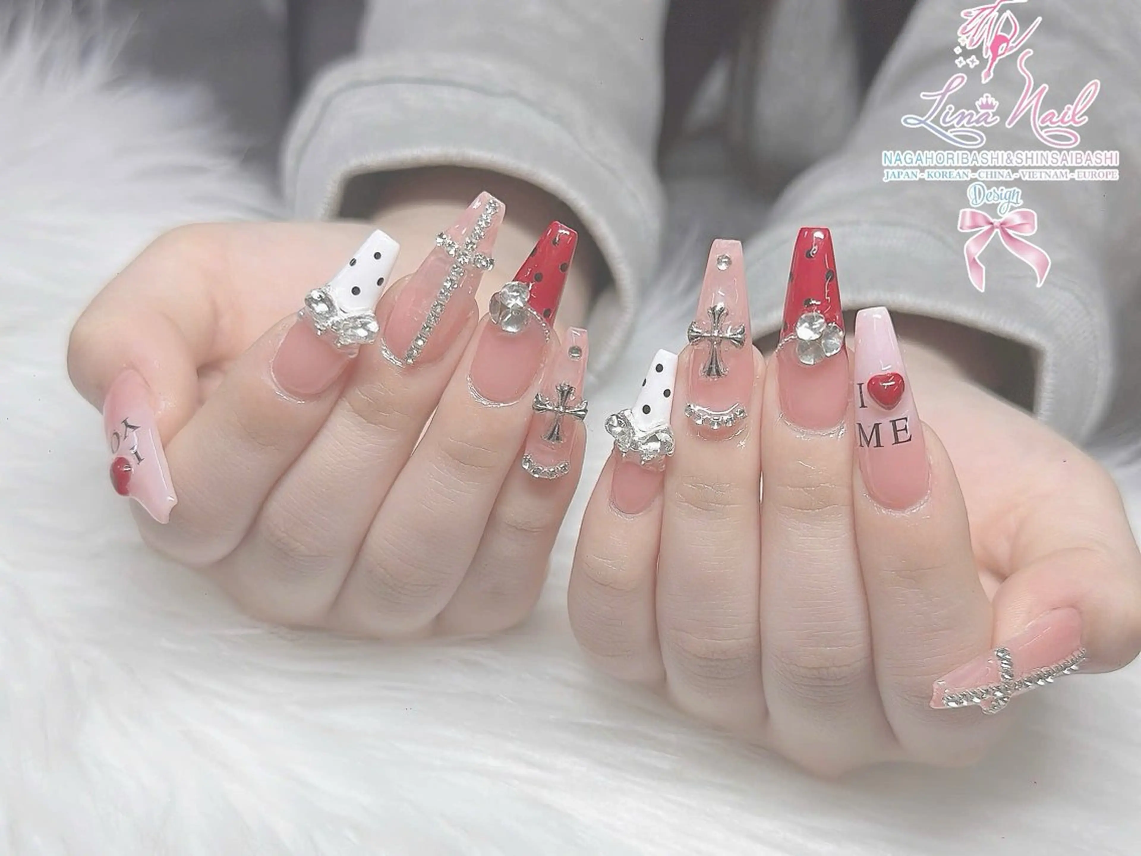 ネイル チークネイル 桜ネイル フラッシュネイル フットネイル ジェルネイル ハンドネイル ７９LINA NAIL 心斎橋店所属・リナネイル アメ村心斎橋店のネイルデザイン