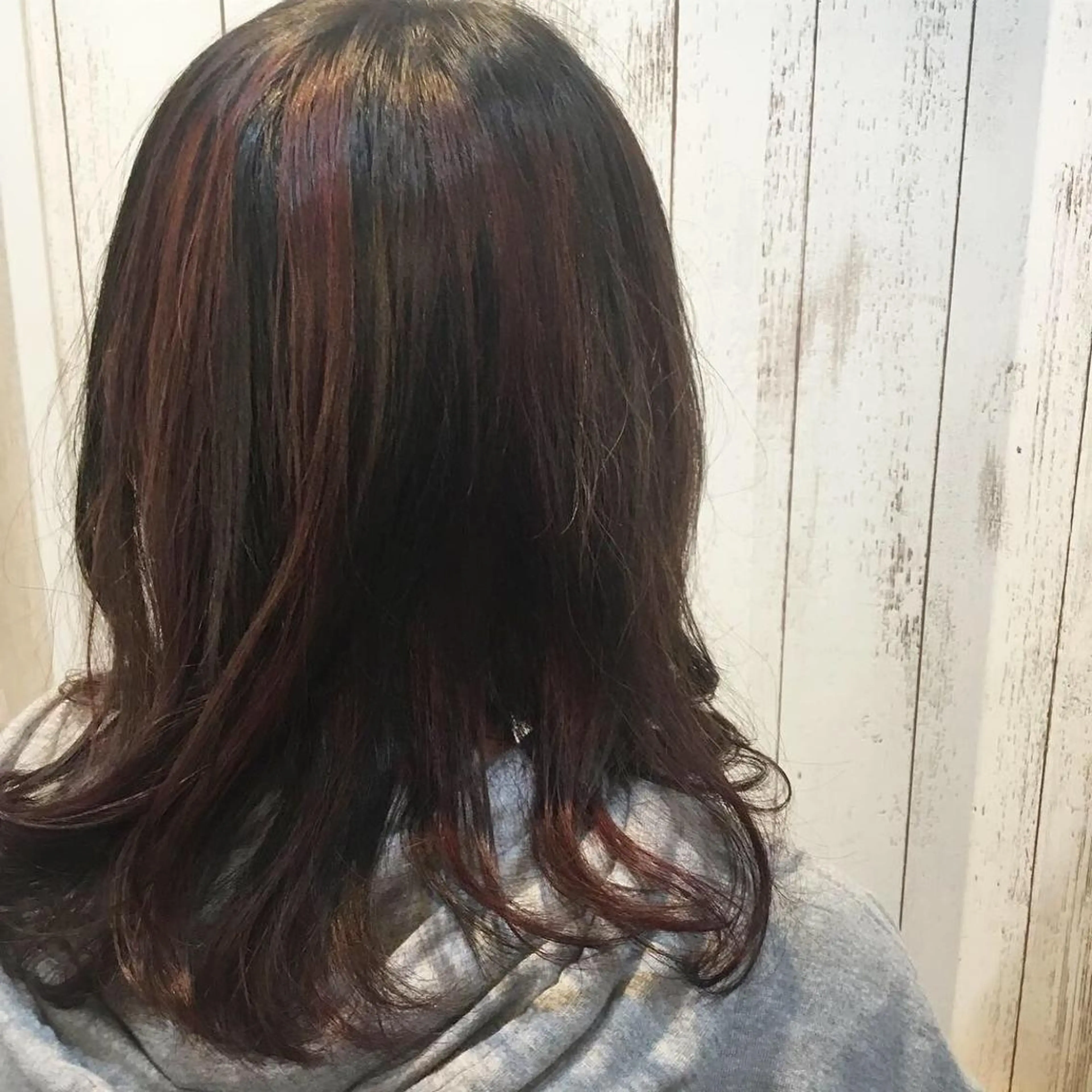 セミロング カラー 金崎 新吾のヘアスタイル