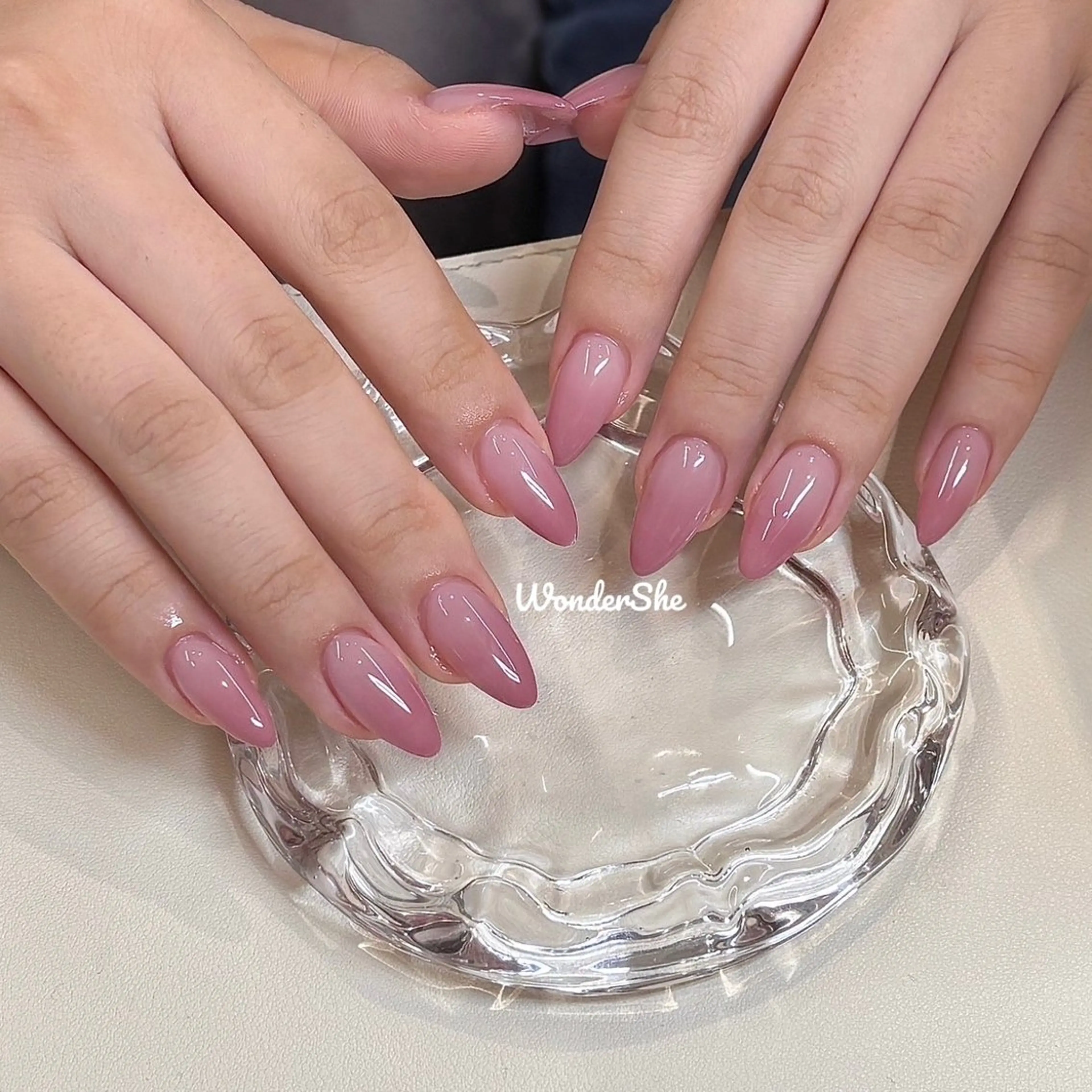 グラデーションネイル(オフ+1000)の写真