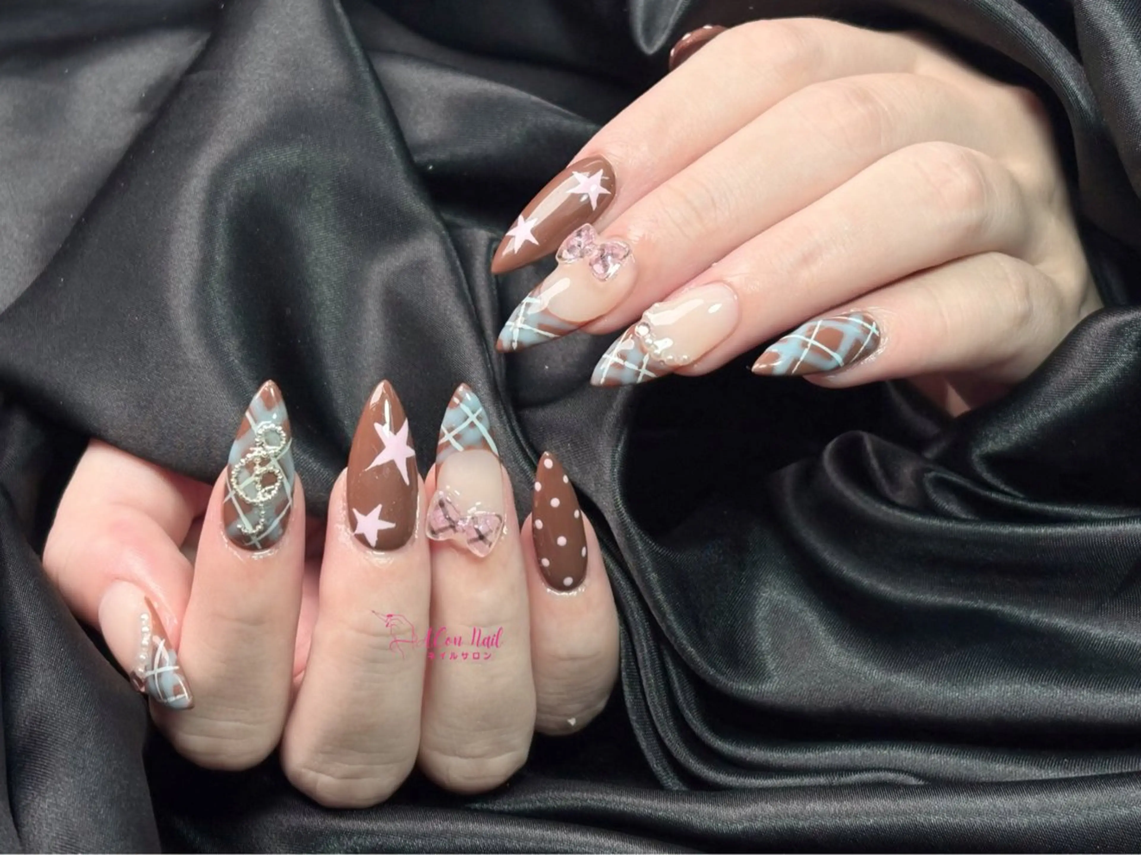 ネイル 桜ネイル 長さ出し フラワーネイル フレンチネイル ジェルネイル ハンドネイル ACon NailSalonのネイルデザイン