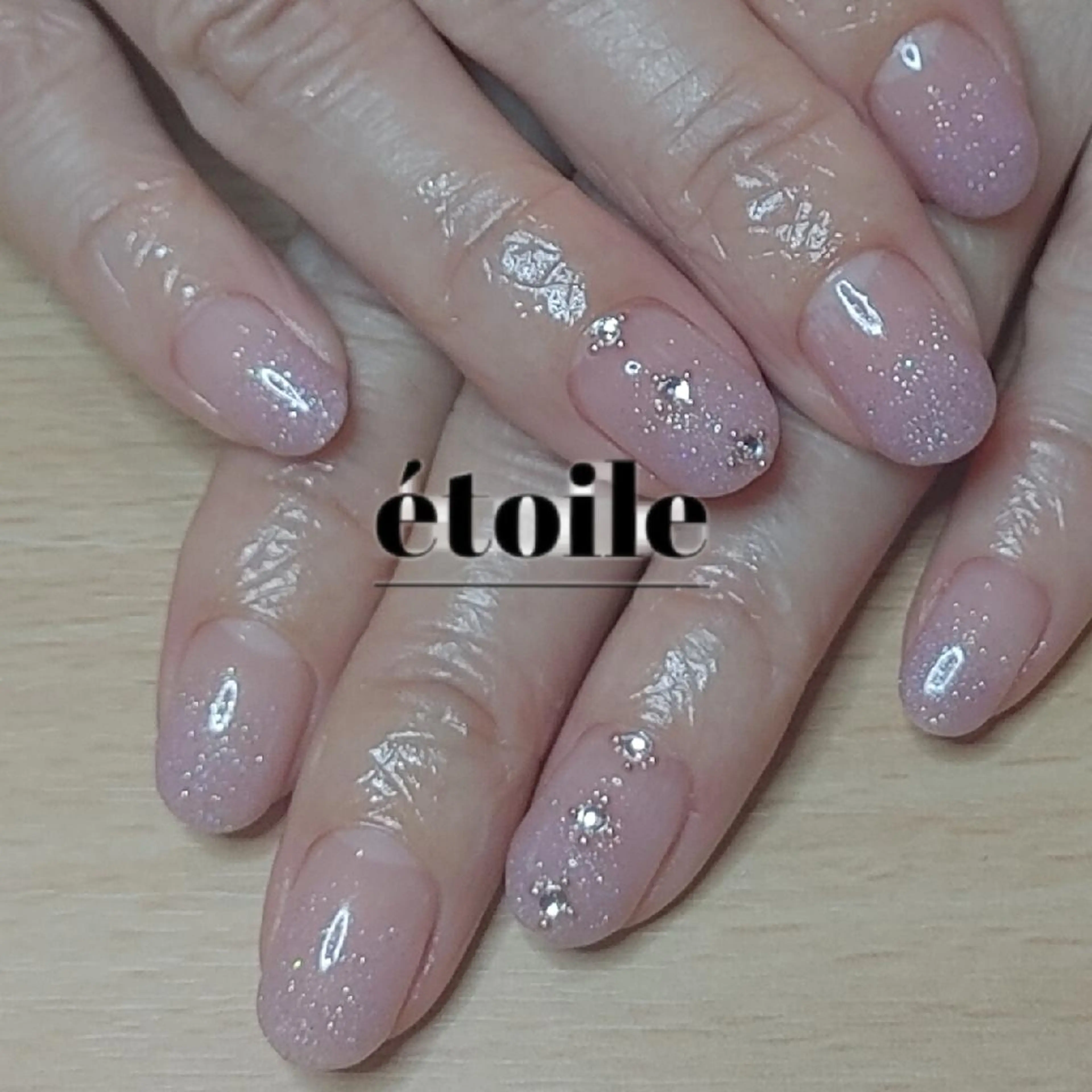 ネイル シンプルネイル étoile(エトワール)所属・山田 可愛のネイルデザイン