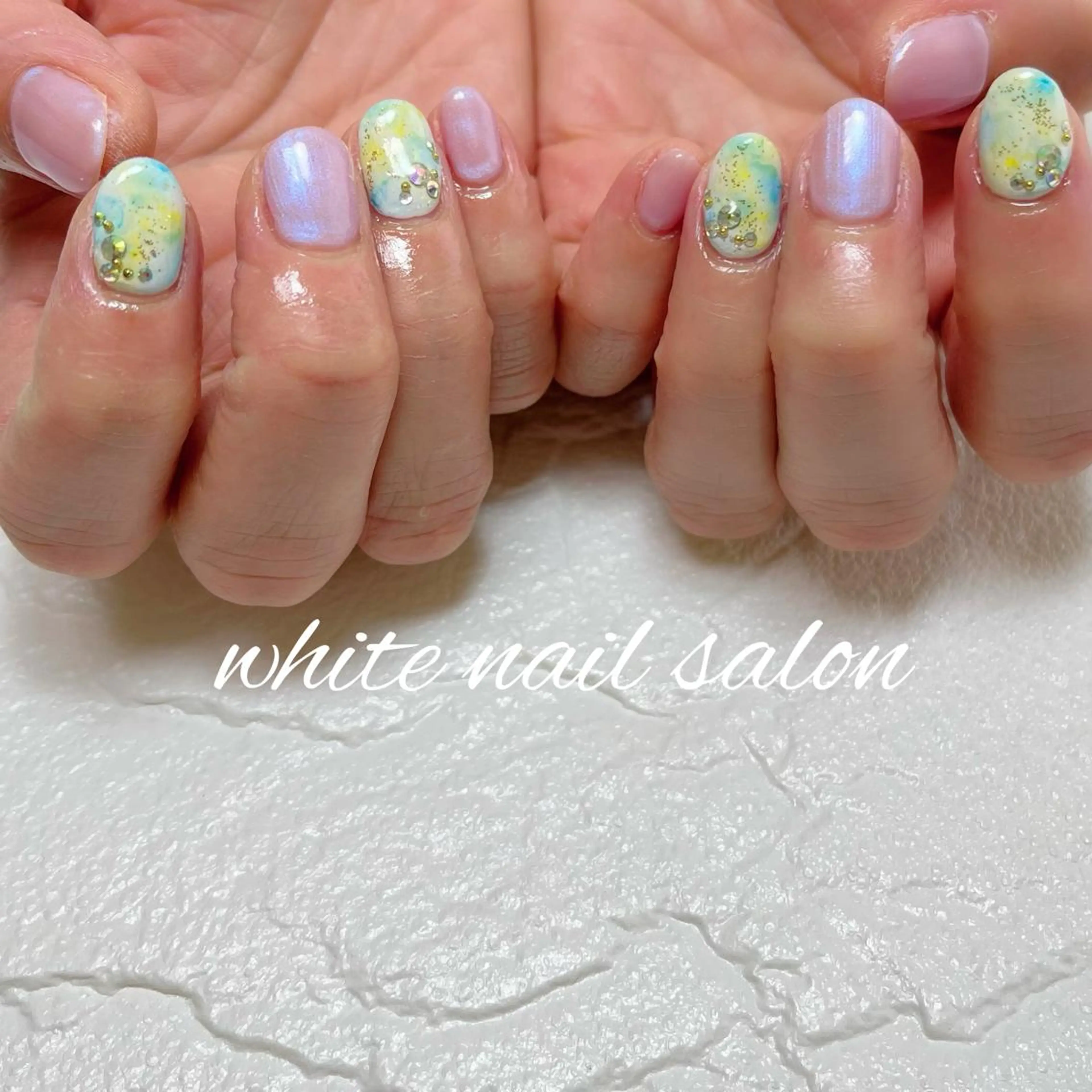 ネイル フットネイル ジェルネイル ハードジェル ラメ(グリッター) 持ち込み ハンドネイル white nail salonのネイルデザイン