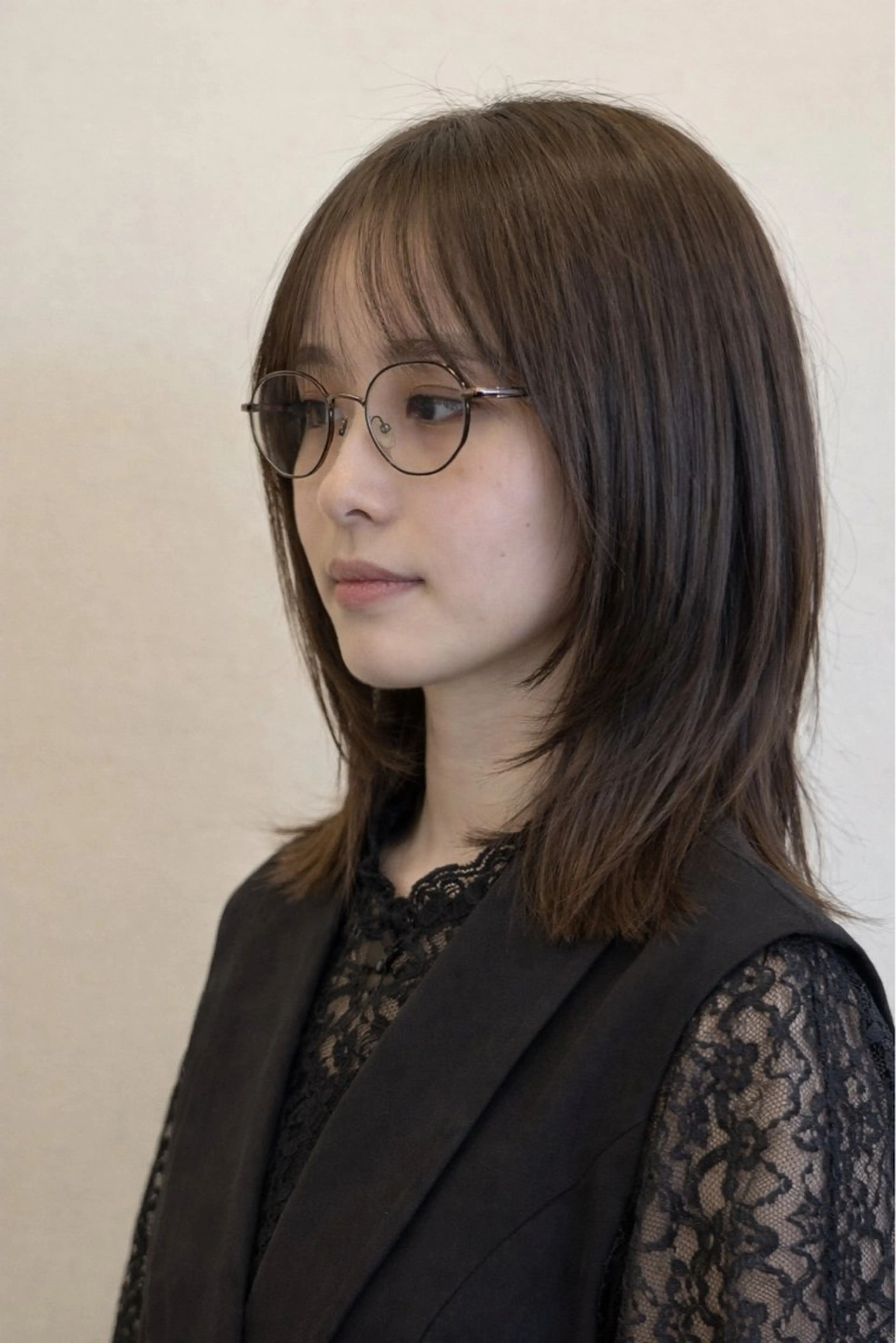 ミディアム レイヤーカット カット ヘアカラー トリートメント 齋藤 智佳のヘアスタイル