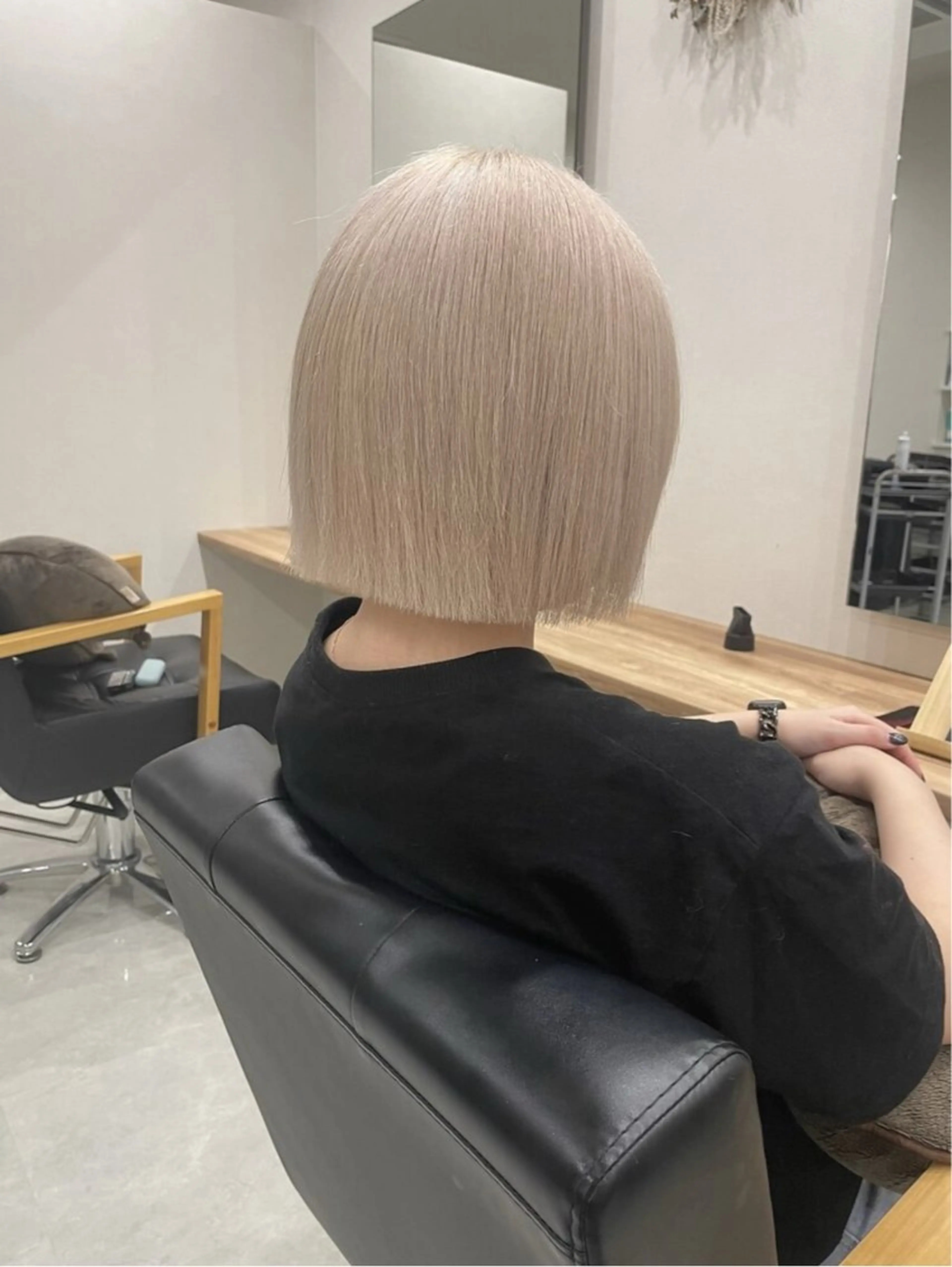 ミディアム カラー 祖慶 歩のヘアスタイル